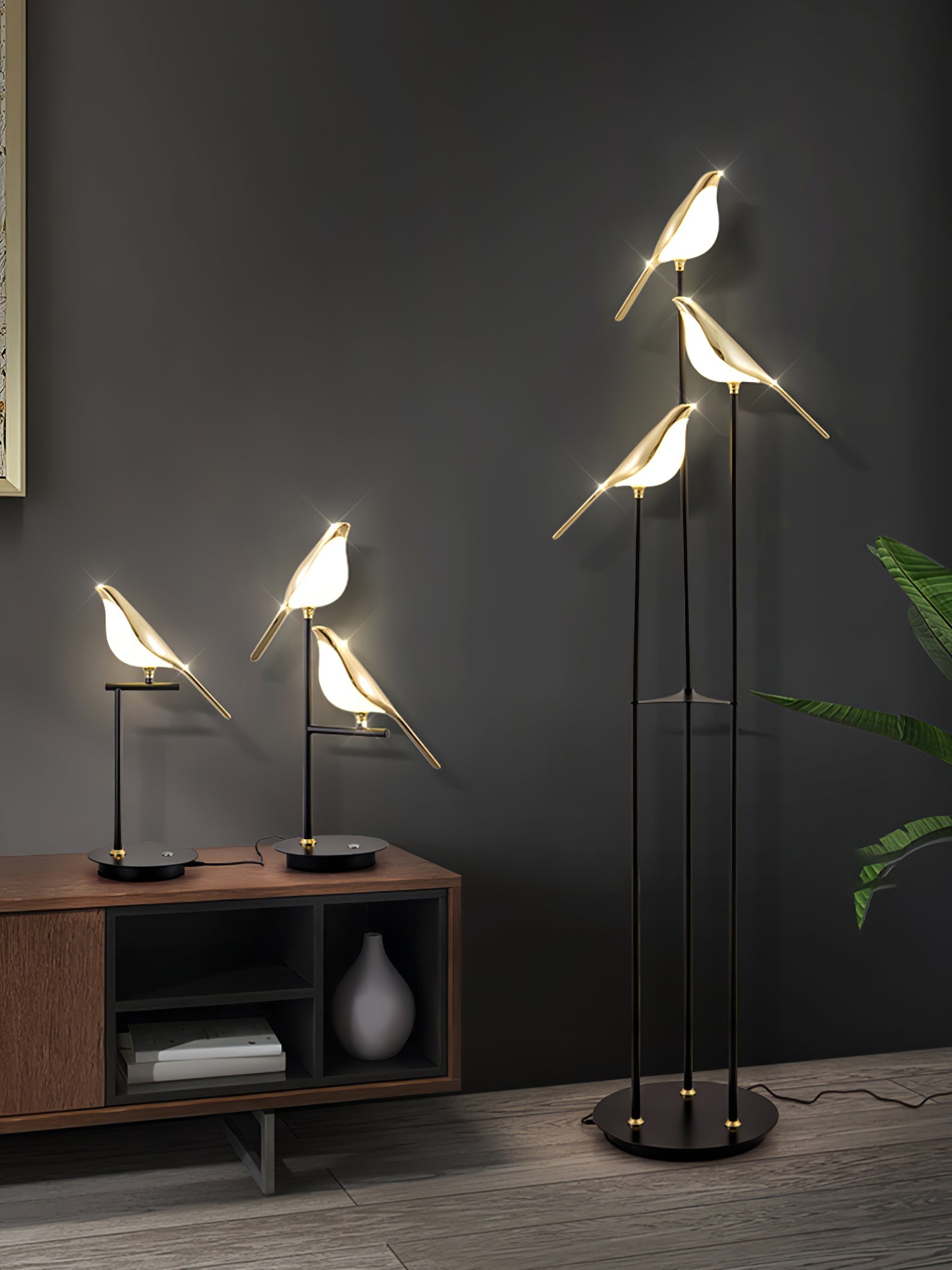 Velare Acrylic Whimsical Table Lamp-Neutral Decor