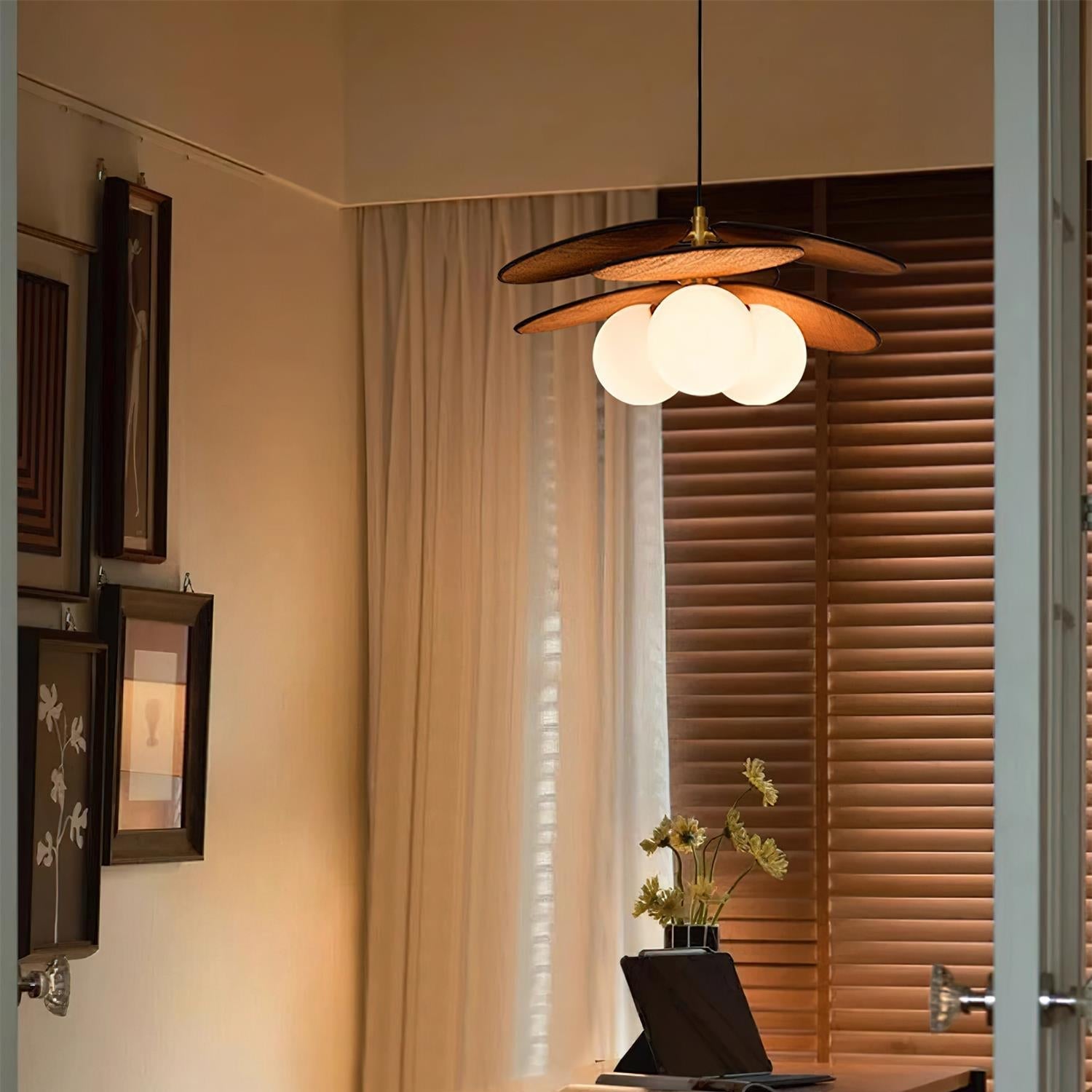 Florin Wooden Petal Pendant Light
