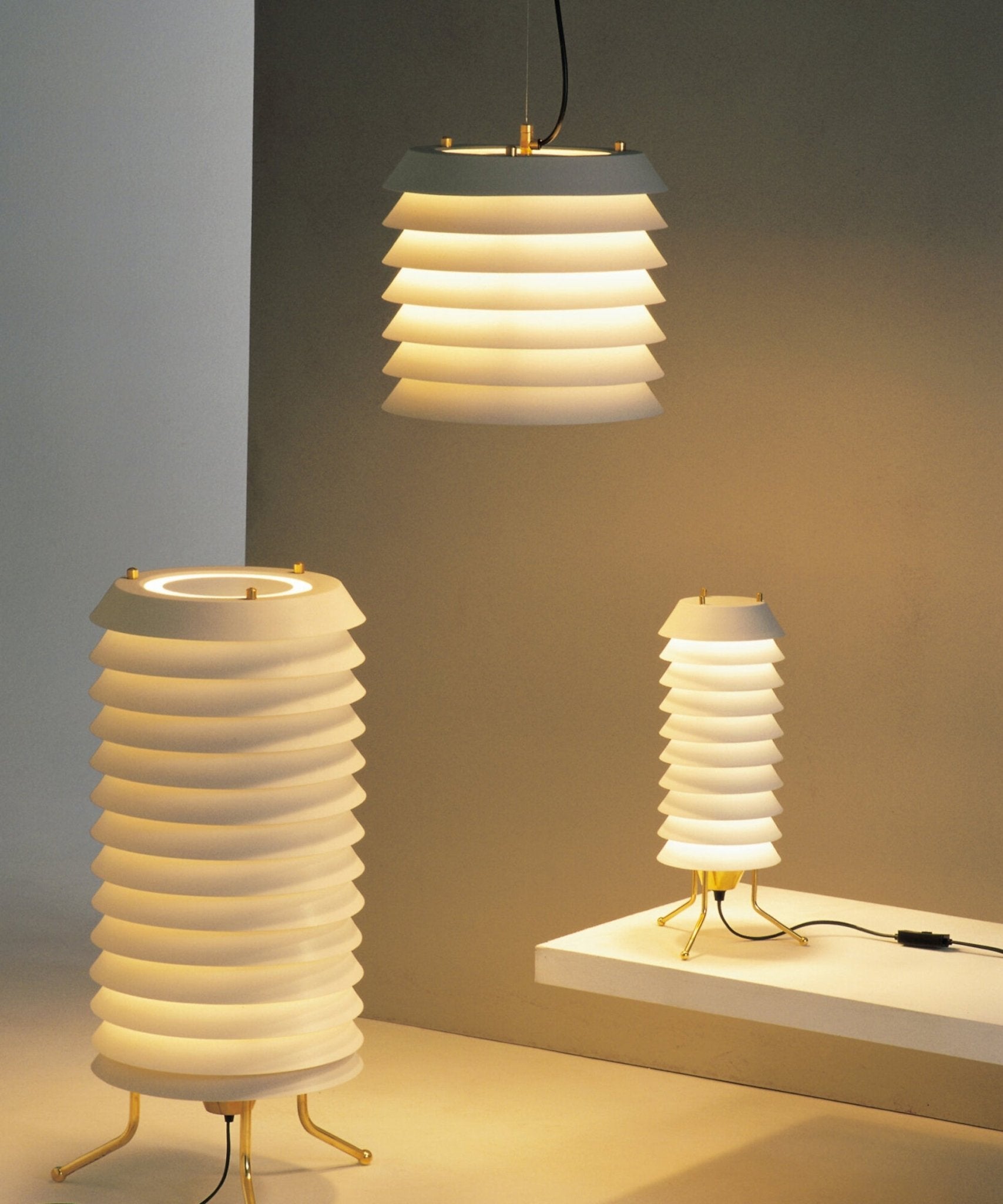 Kora Lattice Scandinavian Table Lamp-Neutral Decor