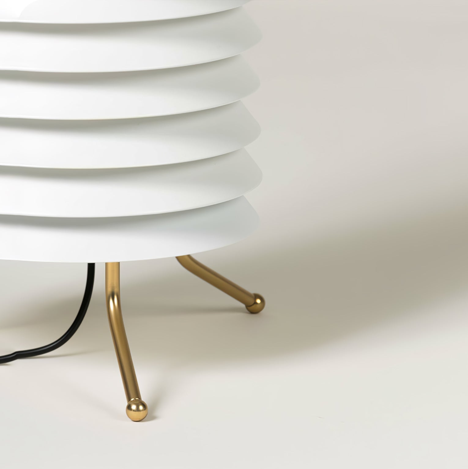Kora Lattice Scandinavian Table Lamp-Neutral Decor
