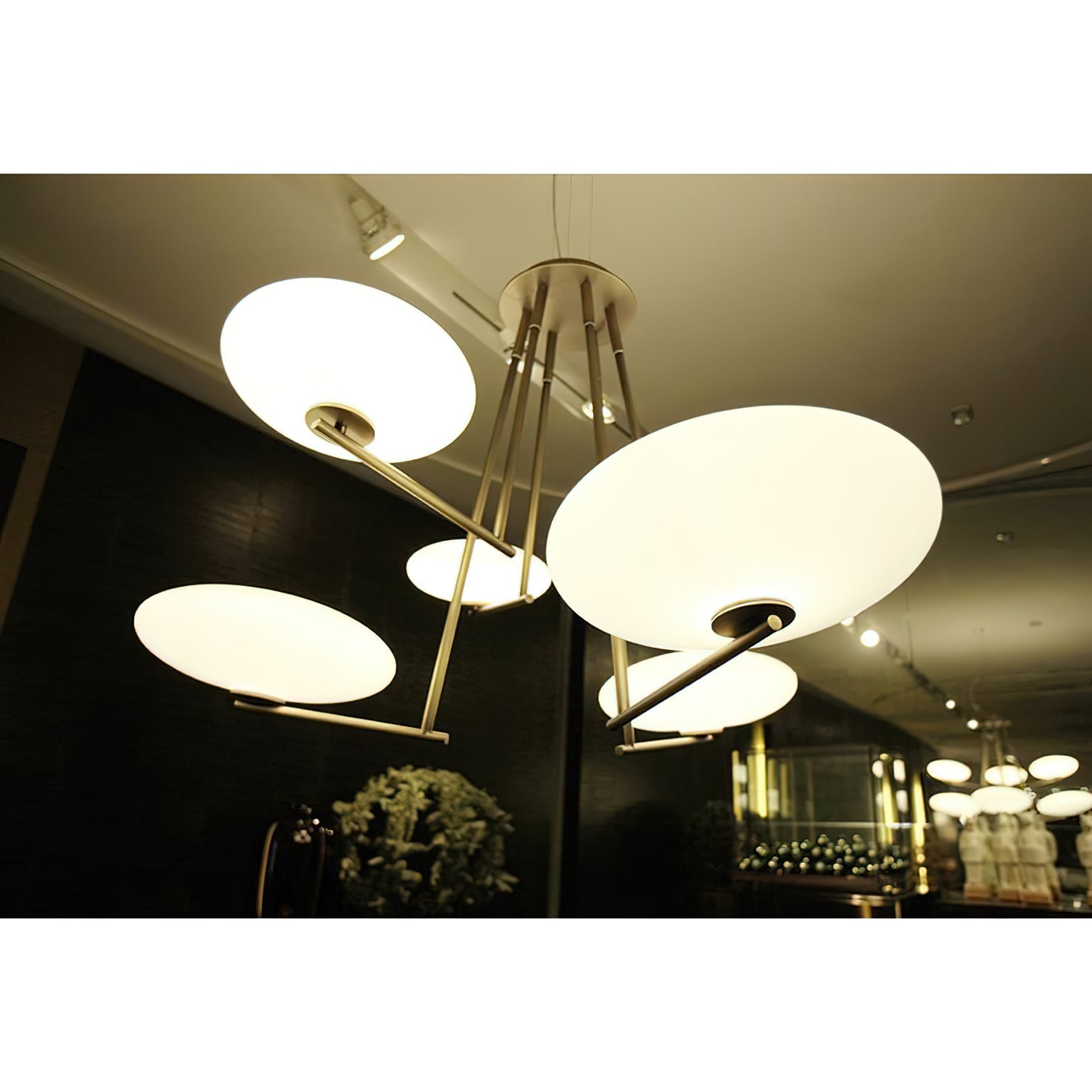 Elara Ceiling Lamp