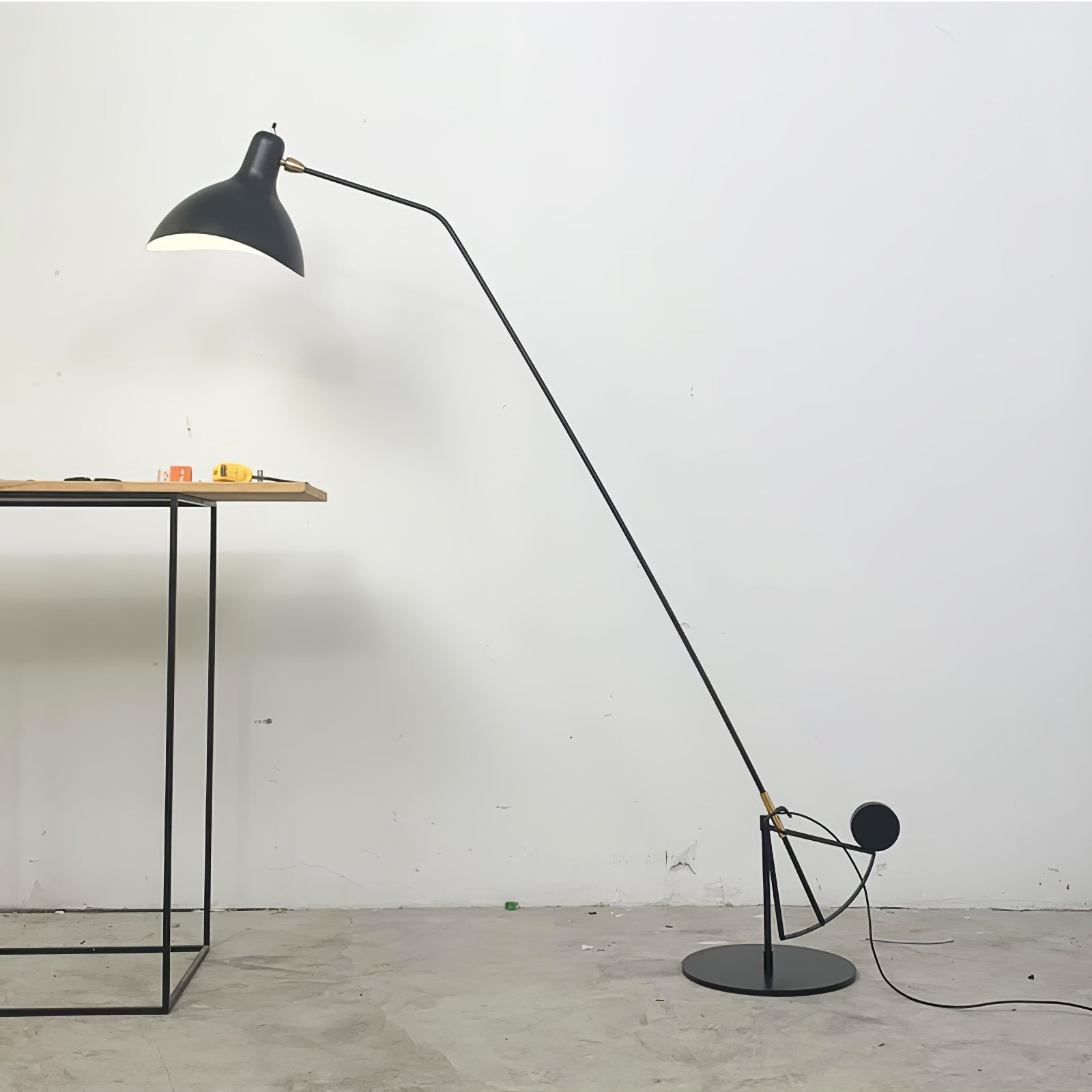 ArcMotion Mantis Arm Floor Lamp-Neutral Decor