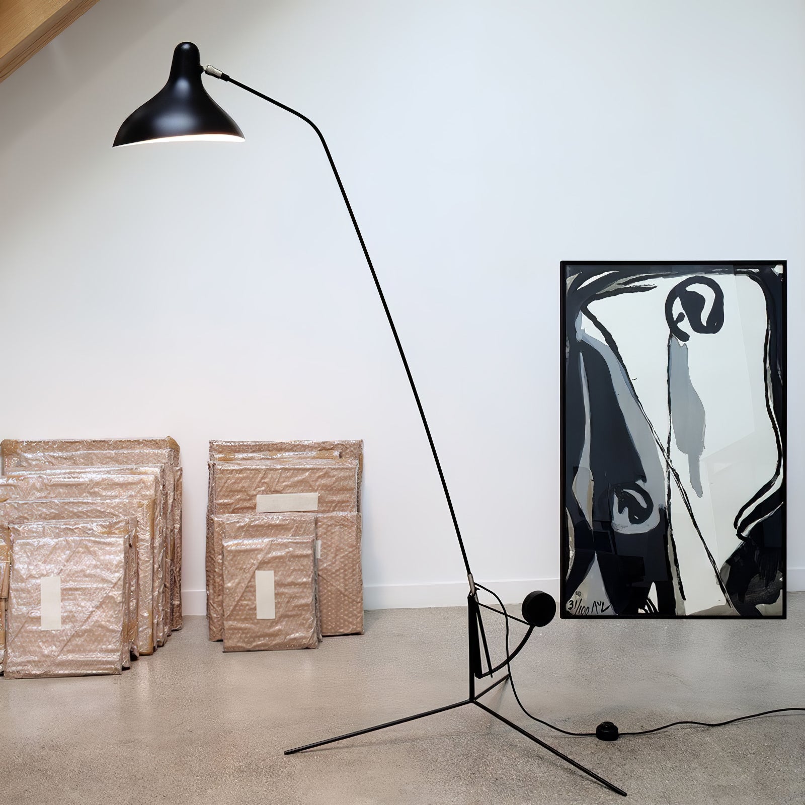 ArcMotion Mantis Arm Floor Lamp-Neutral Decor