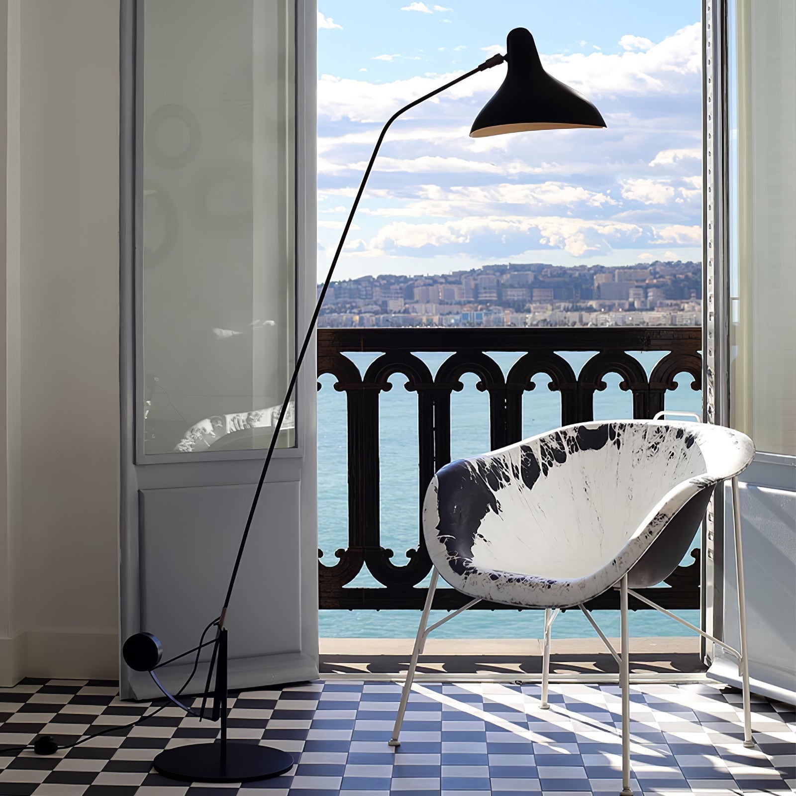 ArcMotion Mantis Arm Floor Lamp-Neutral Decor