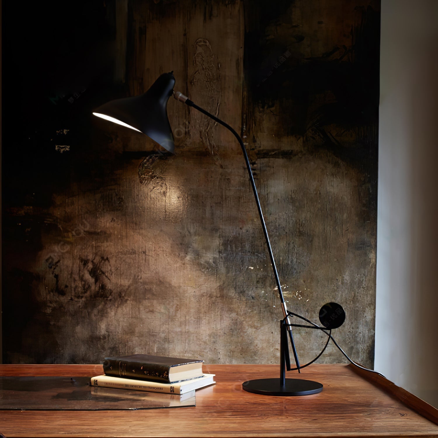 Sfera Industrial Table Lamp-Neutral Decor