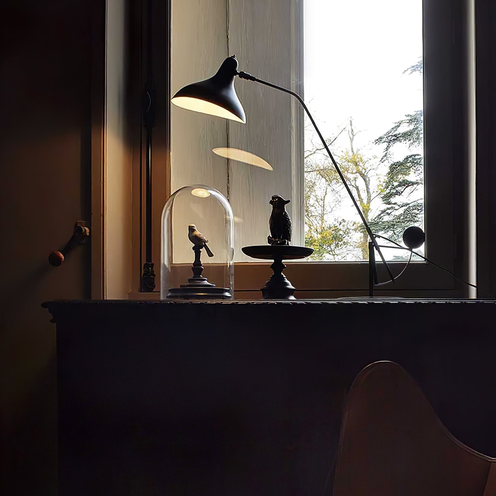 Sfera Industrial Table Lamp-Neutral Decor