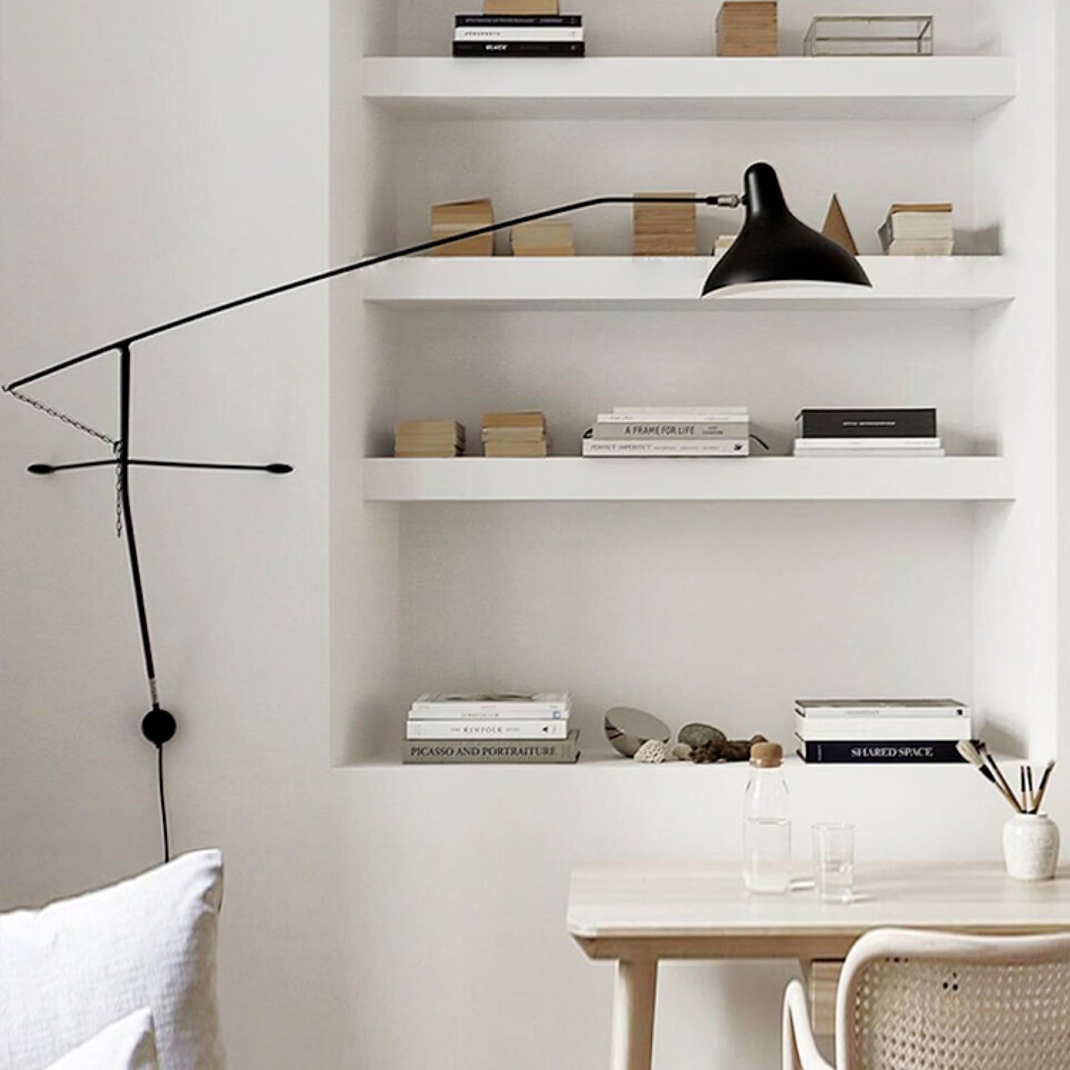 Ivsolarae Modern Minimalist Arm Wall Lamp-Neutral Decor