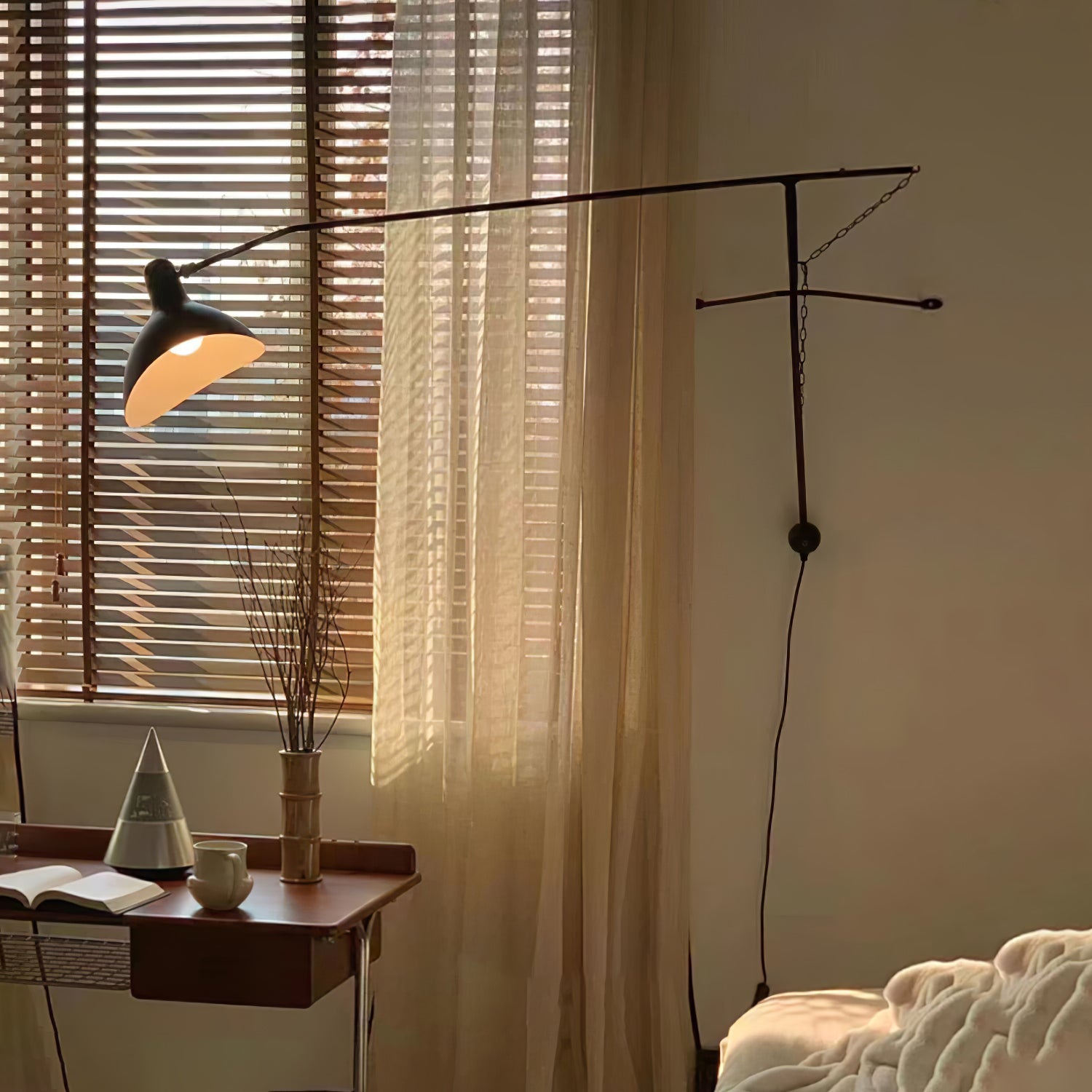 Ivsolarae Modern Minimalist Arm Wall Lamp-Neutral Decor