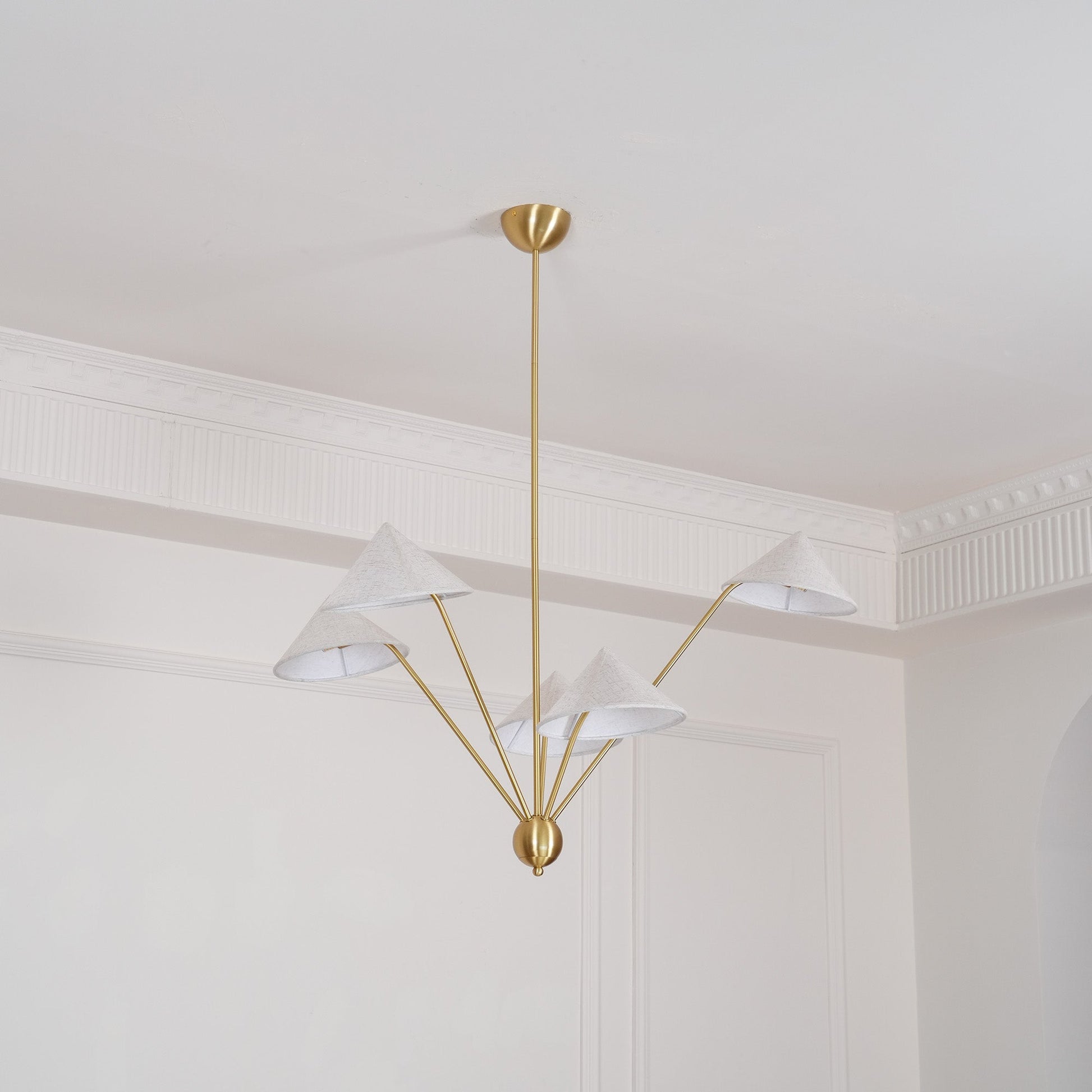 Lustra Chandelier Brass Curved Beige-Neutral Decor