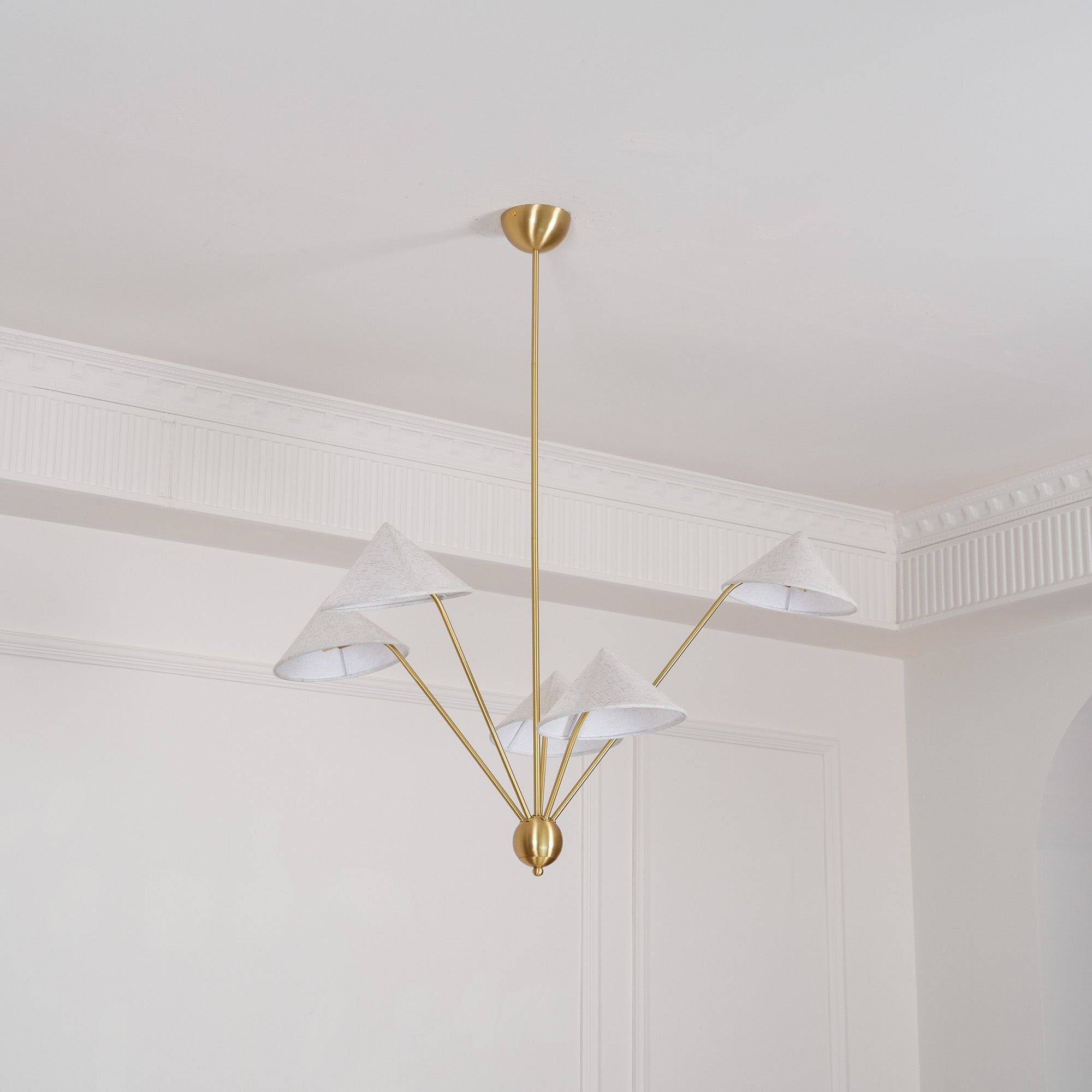 Lustra Chandelier Brass Curved Beige-Neutral Decor