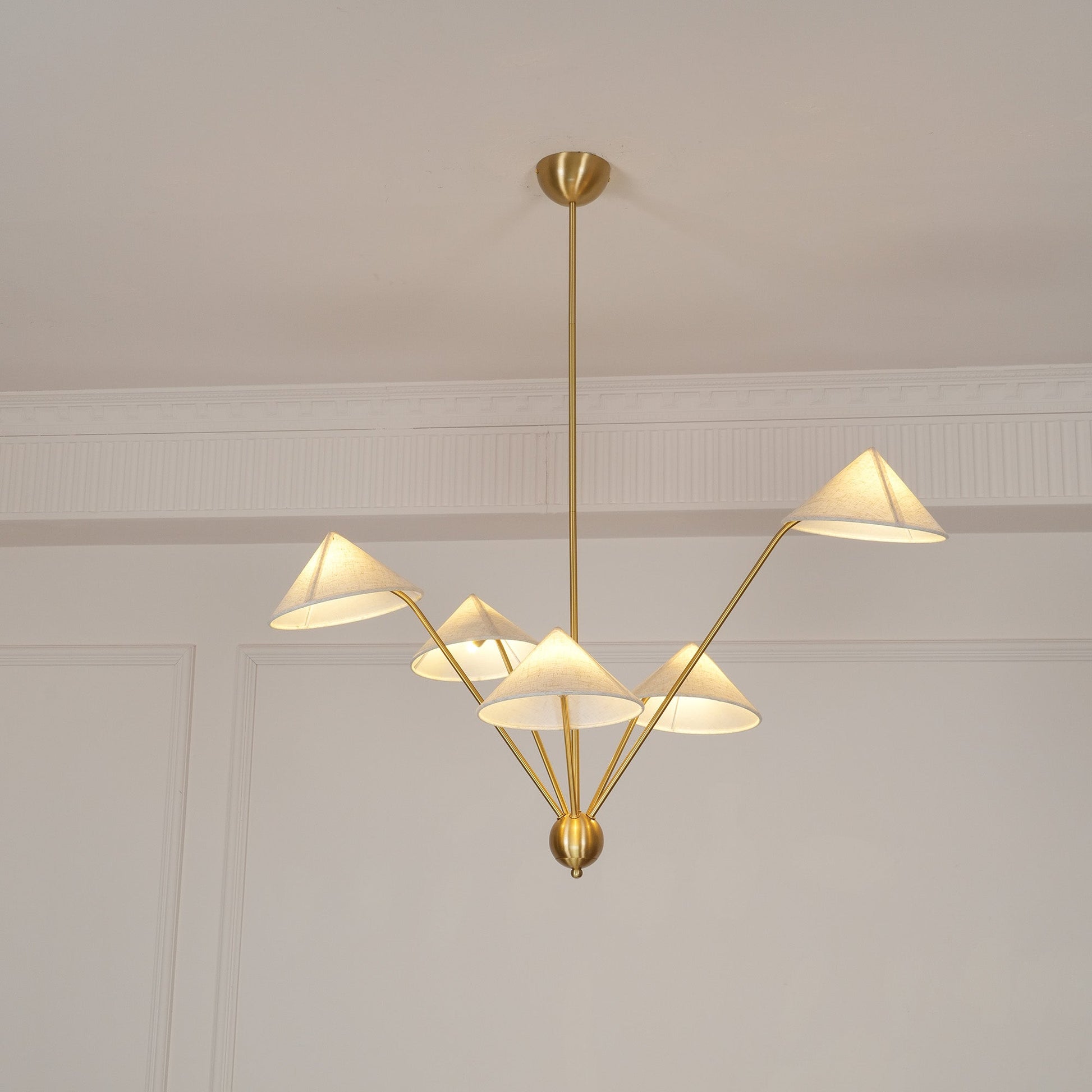 Lustra Chandelier Brass Curved Beige-Neutral Decor