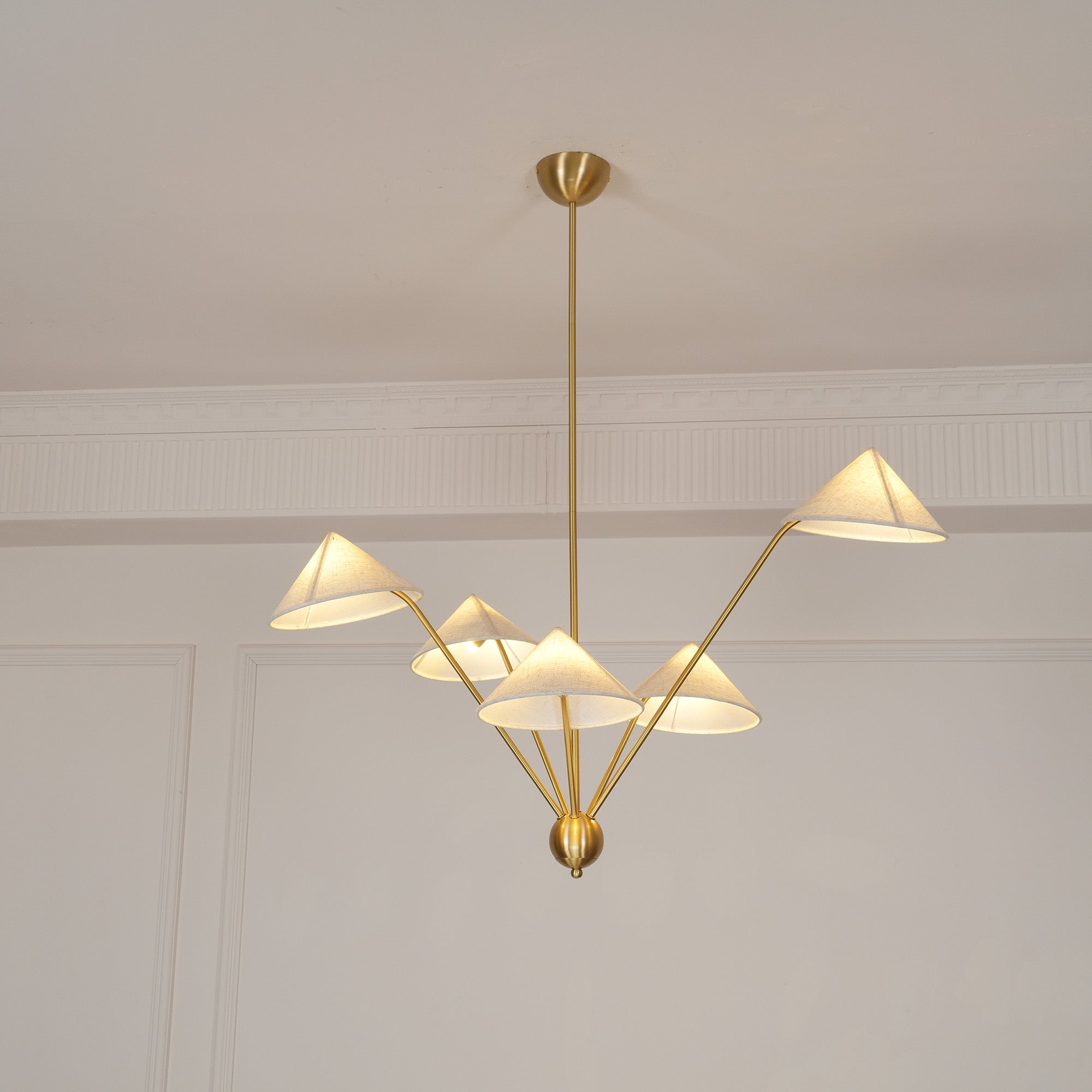 Lustra Chandelier Brass Curved Beige-Neutral Decor