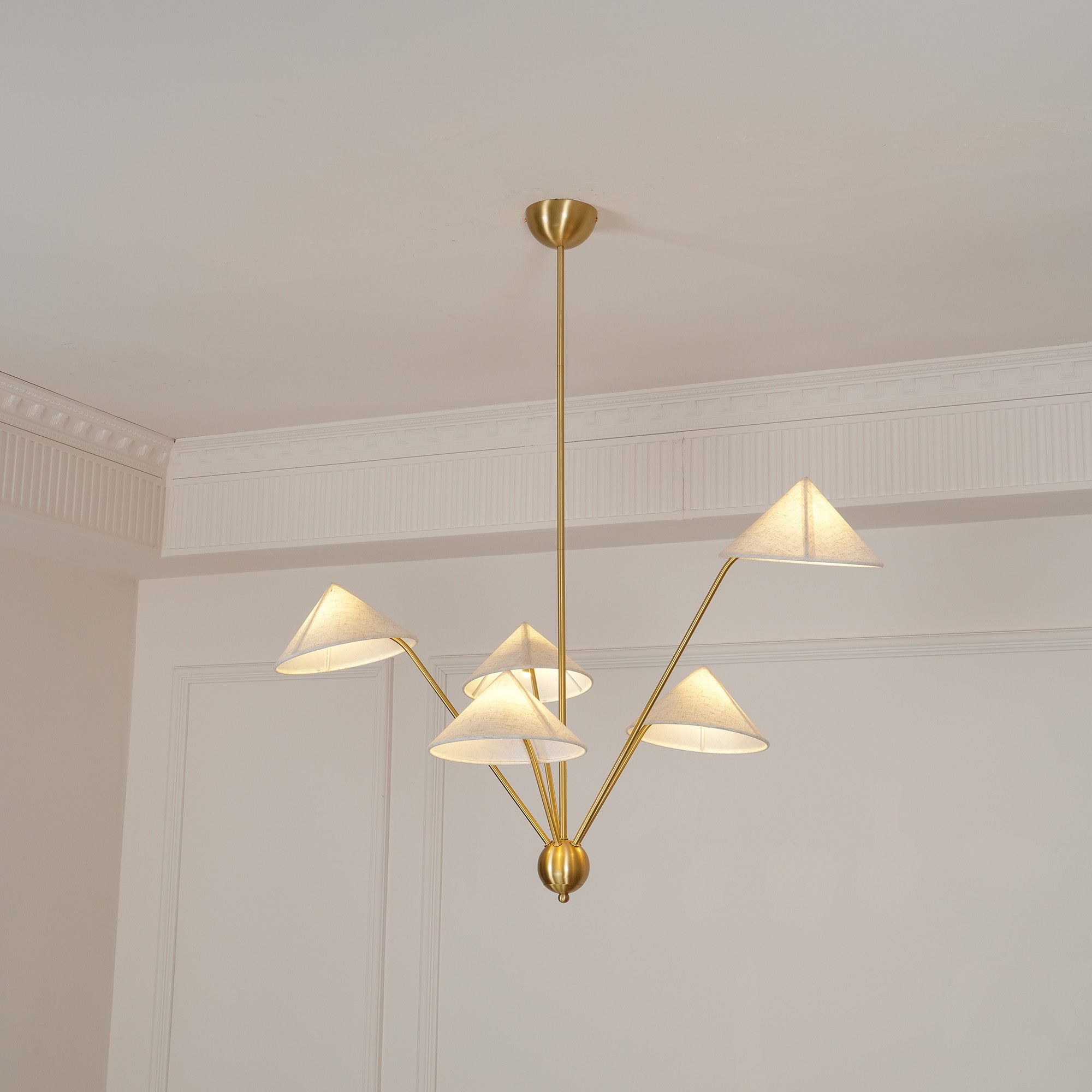 Lustra Chandelier Brass Curved Beige-Neutral Decor