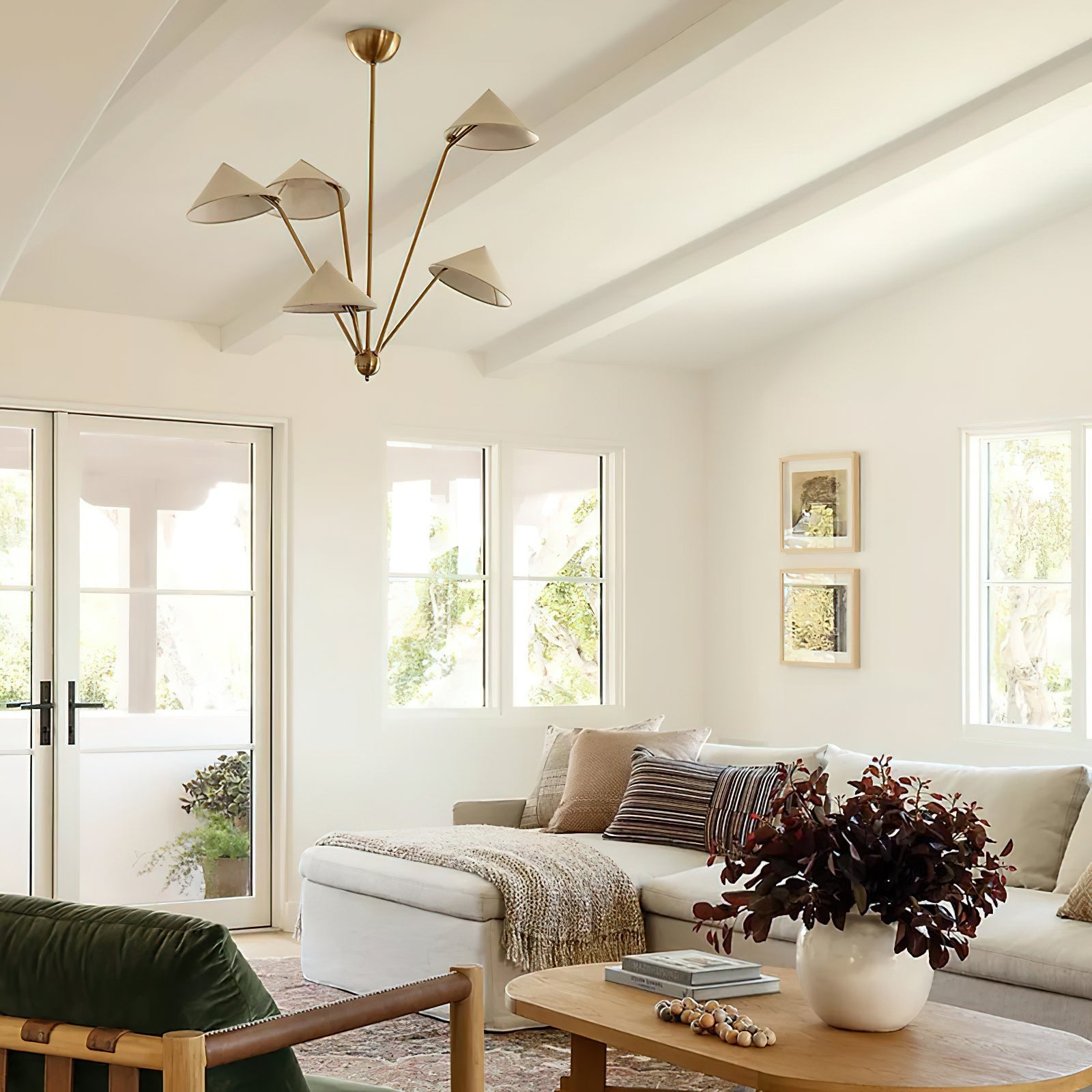 Lustra Chandelier Brass Curved Beige-Neutral Decor