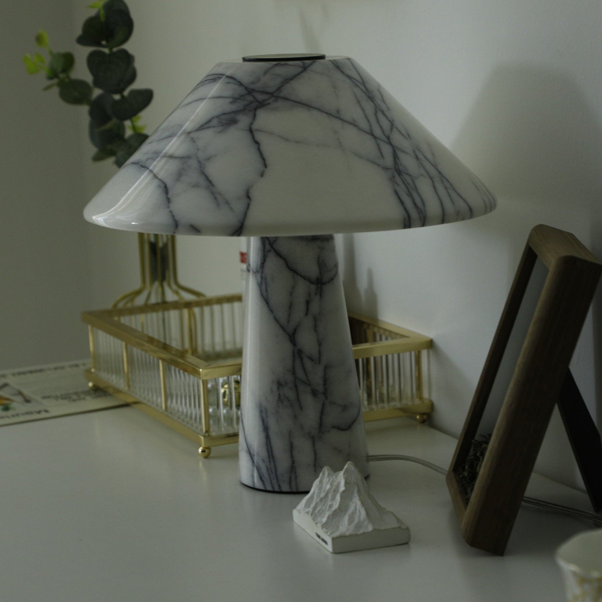 Dashiell Marble Modern Table Lamp-Neutral Decor