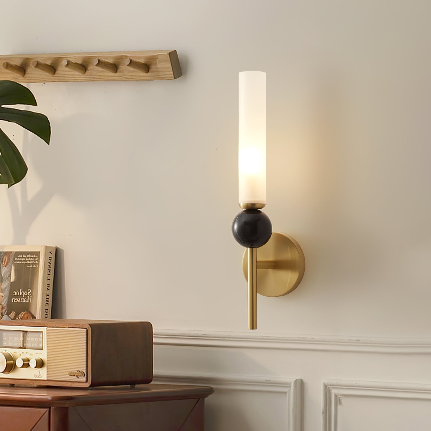 Dulane Modern Minimalist Vertical Marble Wall Lamp-Neutral Decor