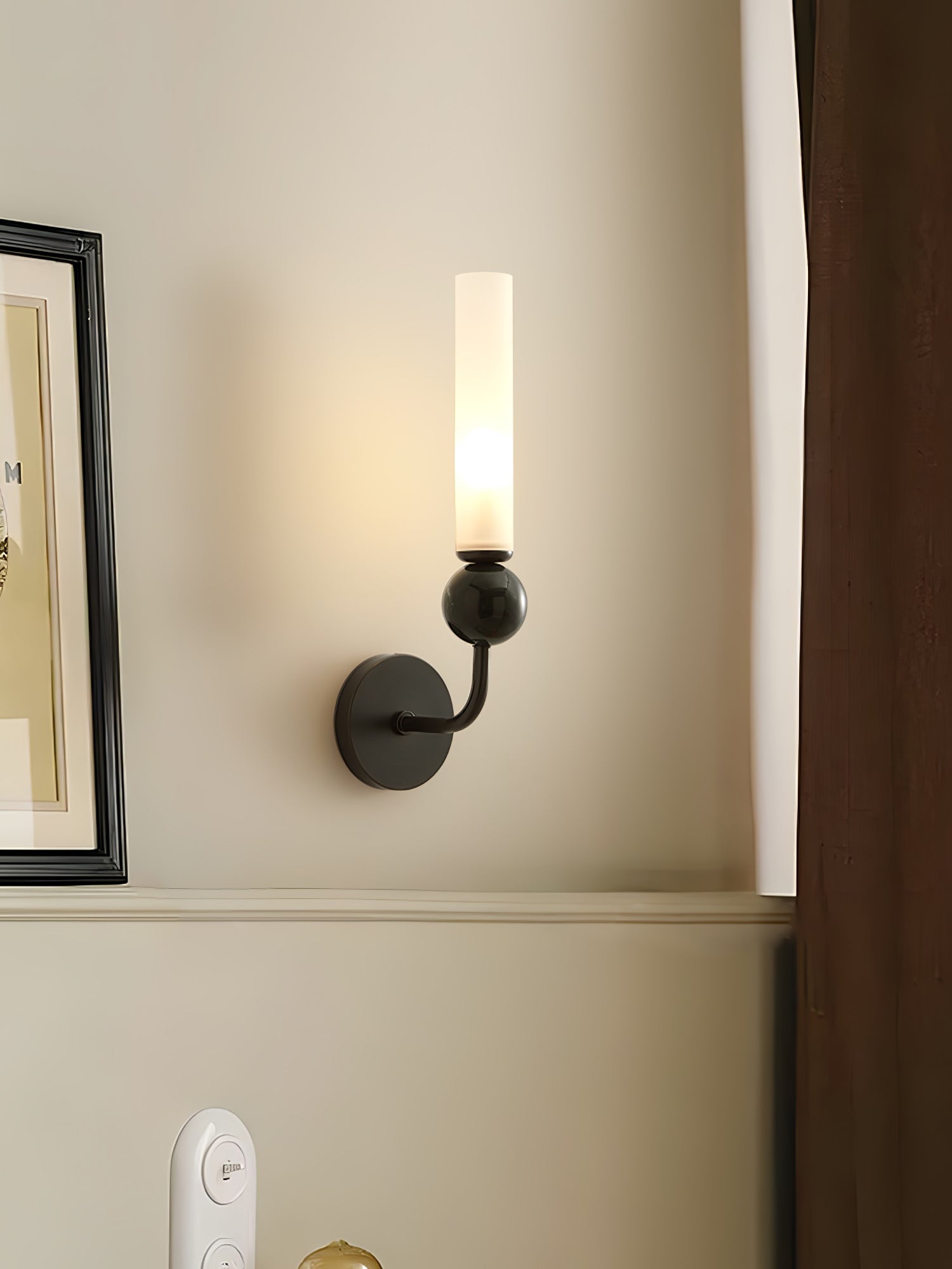 Dulane Modern Minimalist Vertical Marble Wall Lamp-Neutral Decor