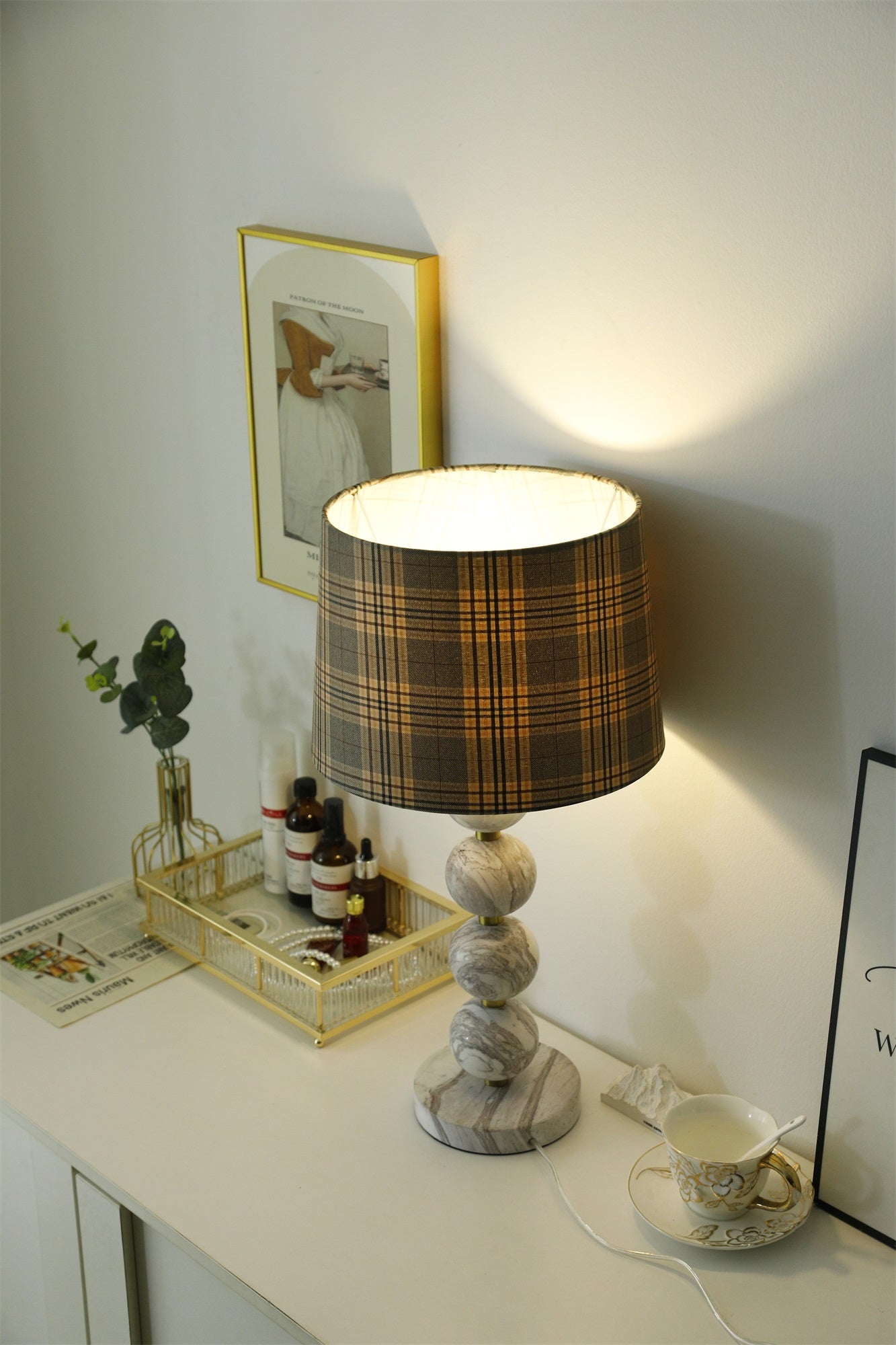 Rowan Modern Marble Table Lamp-Neutral Decor
