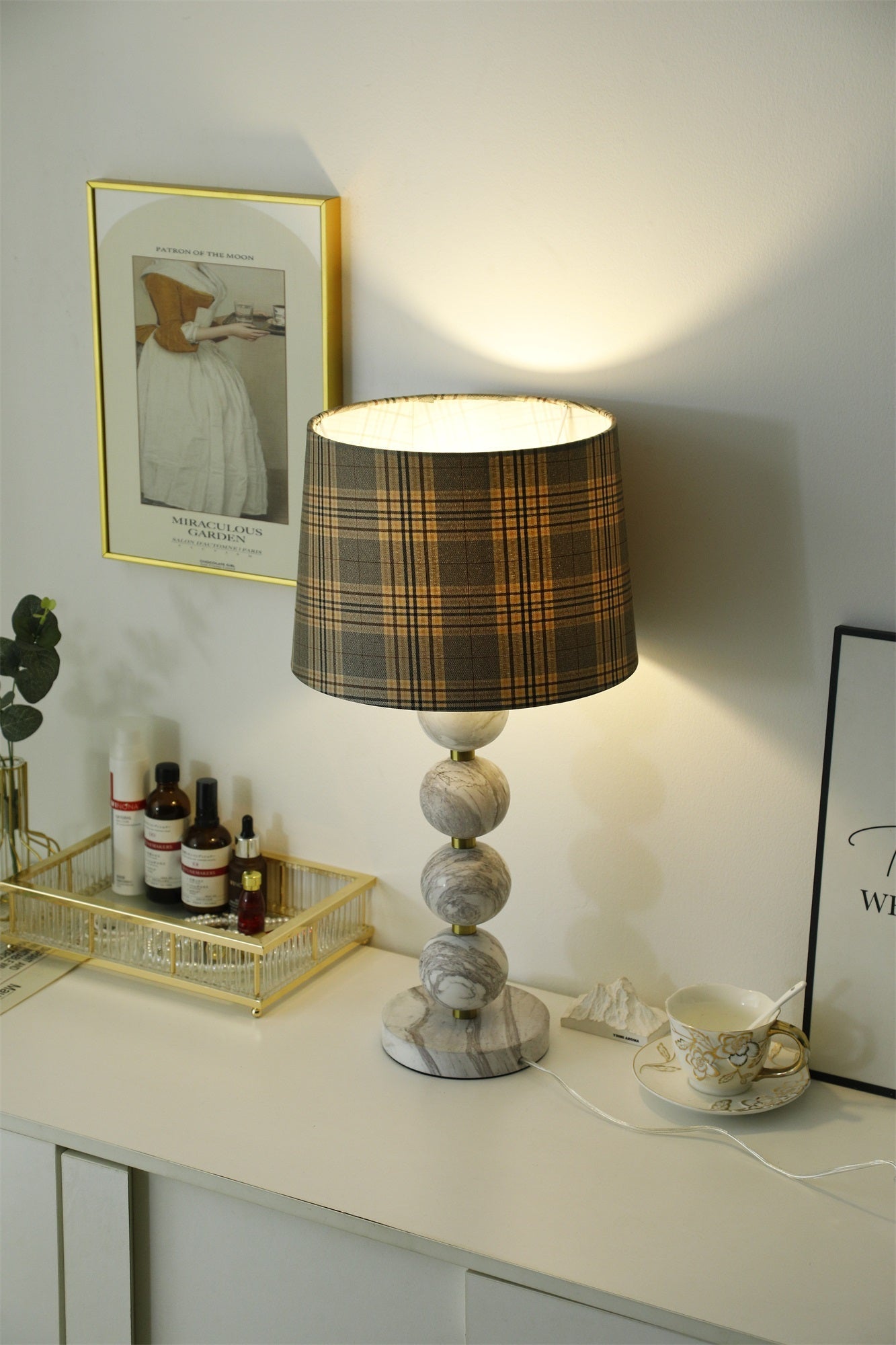 Rowan Modern Marble Table Lamp-Neutral Decor