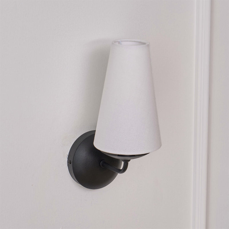 Nora Wall Lamp