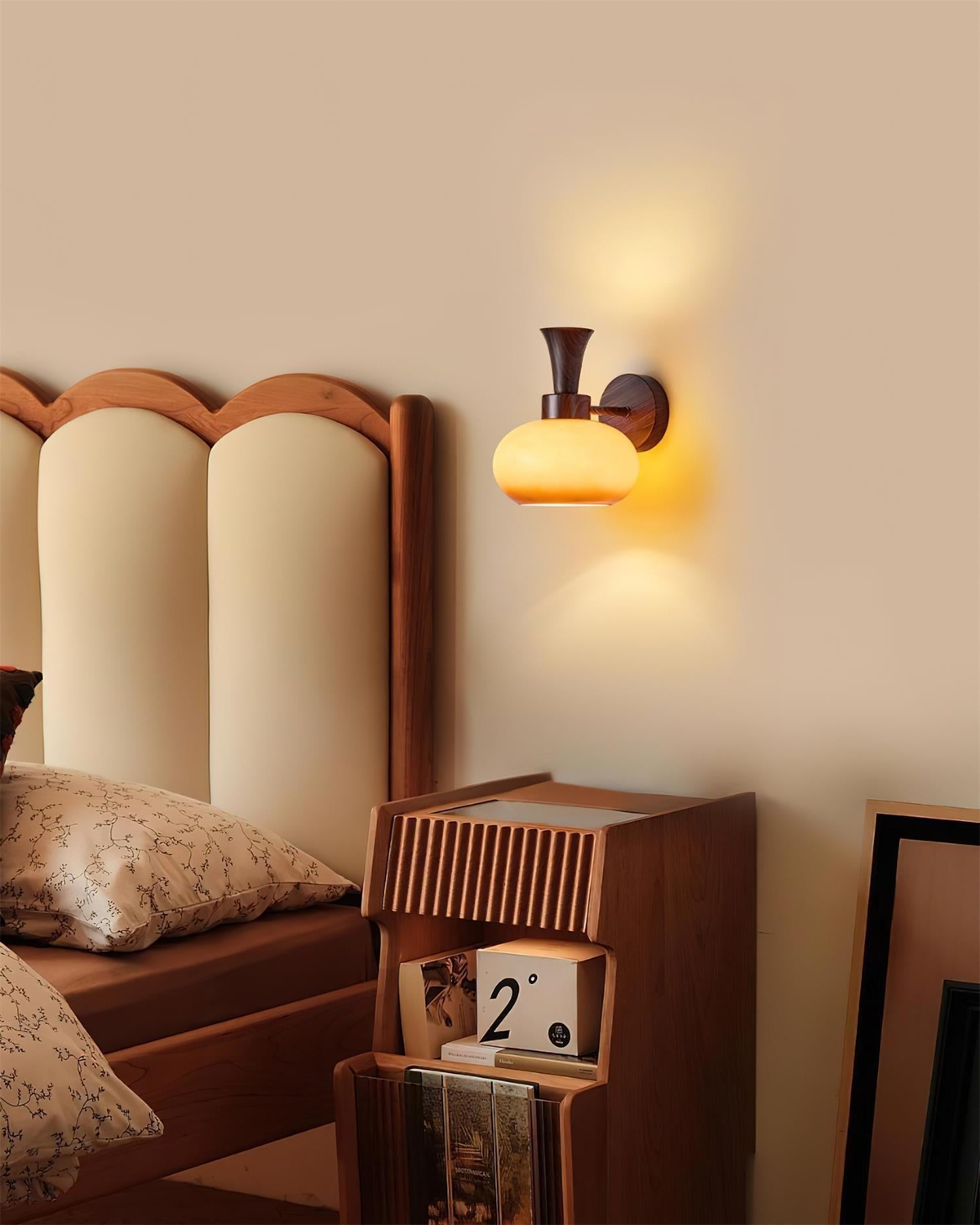 Barnaby Wall Lamp