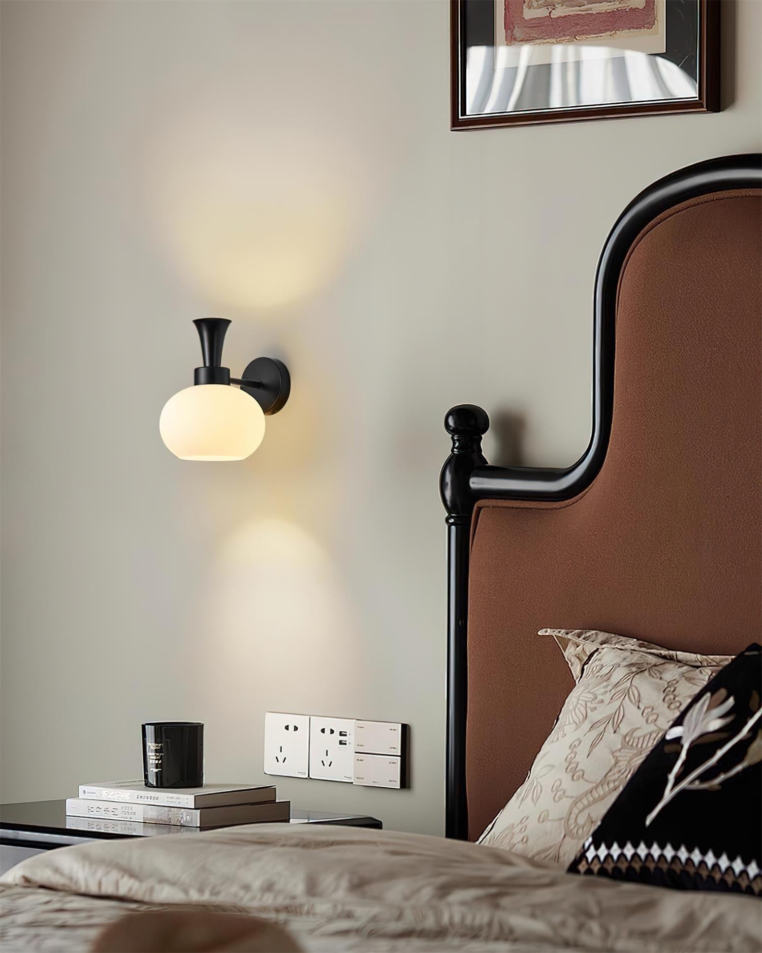 Barnaby Wall Lamp
