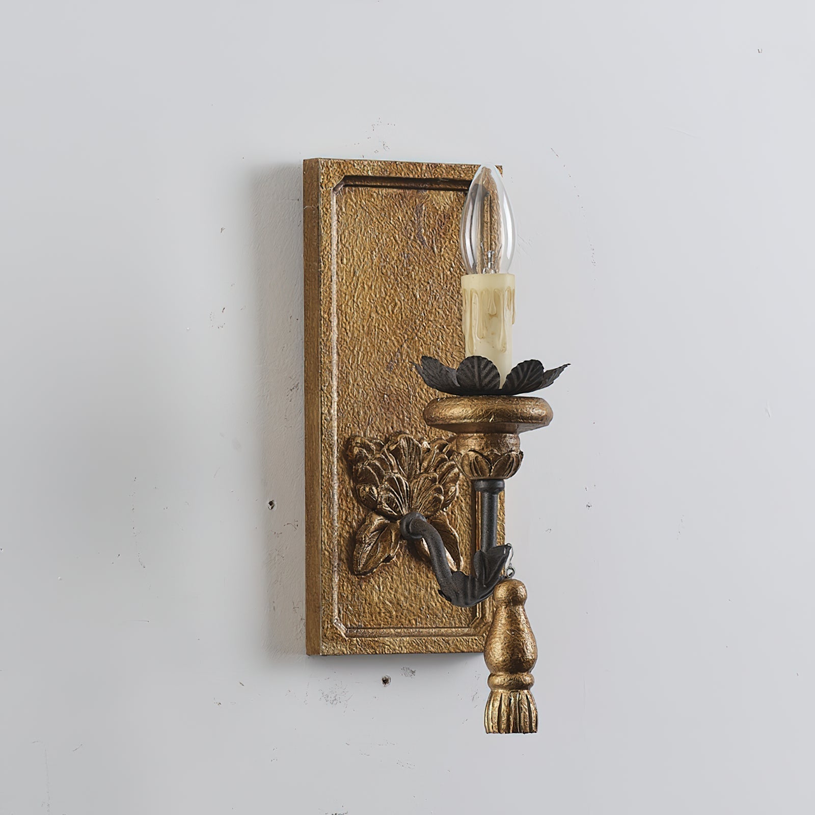 Lydorira Vintage Elegance Wood Wall Lamp-Neutral Decor