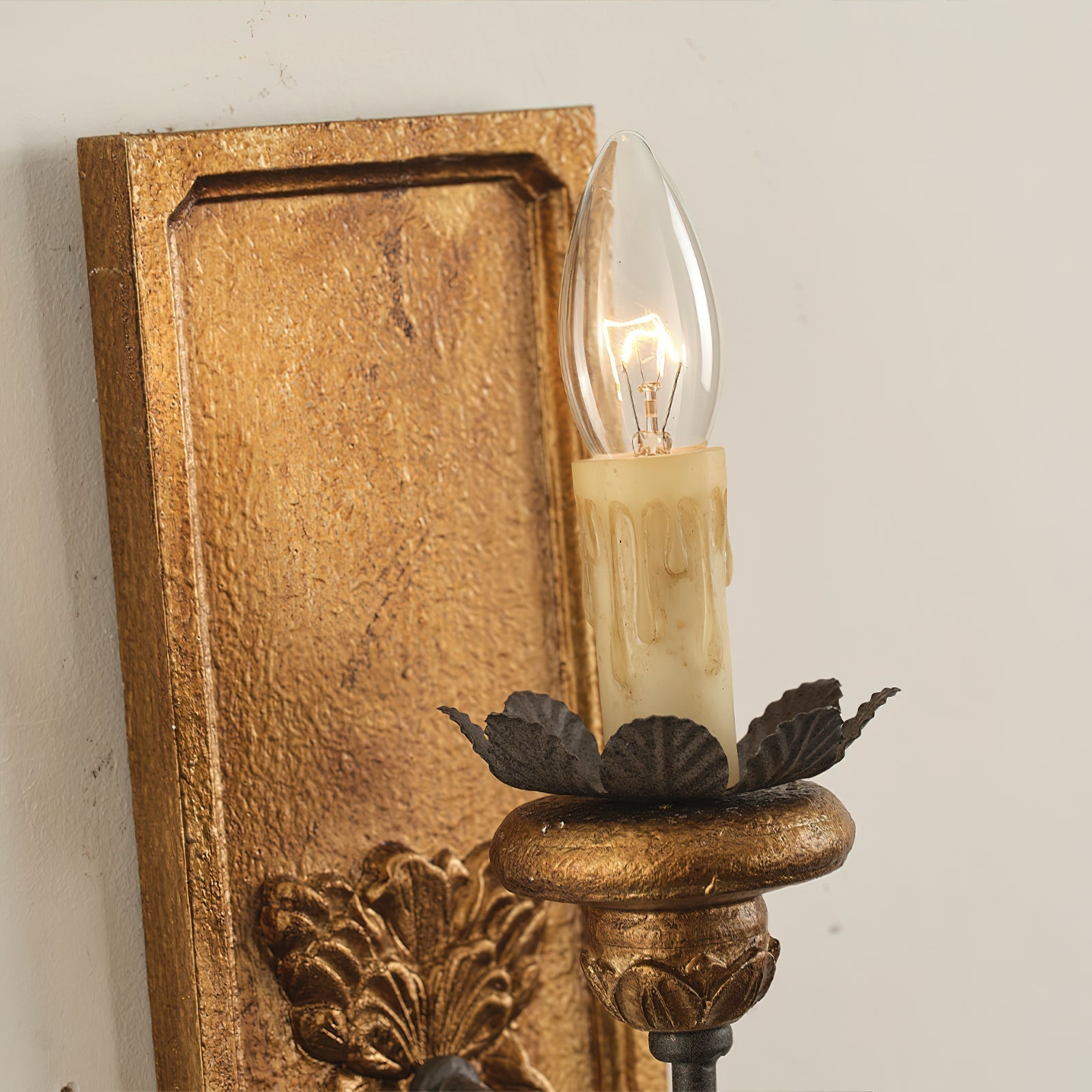 Lydorira Vintage Elegance Wood Wall Lamp-Neutral Decor