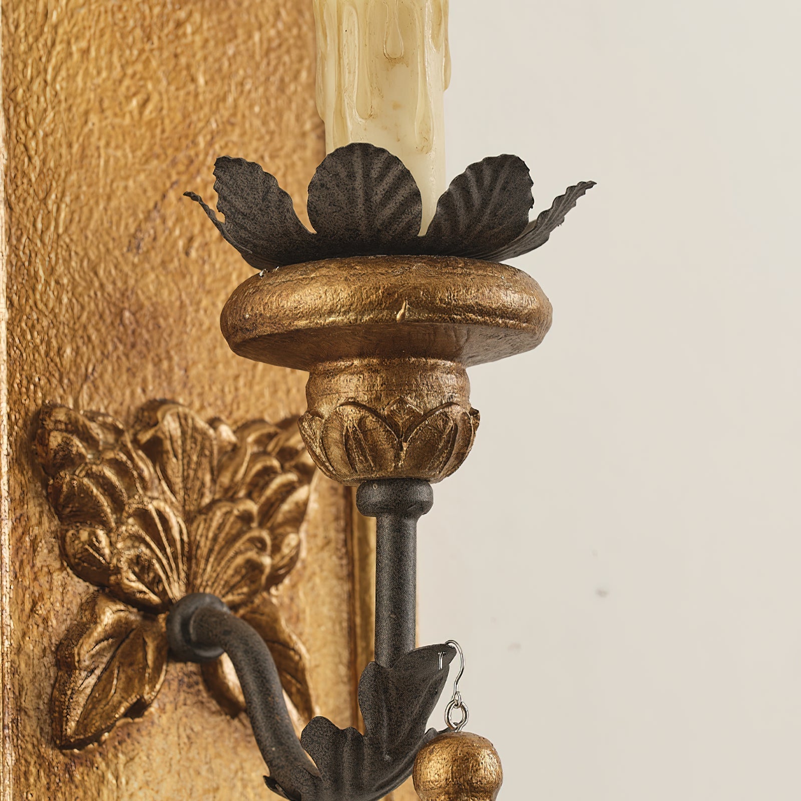 Lydorira Vintage Elegance Wood Wall Lamp-Neutral Decor
