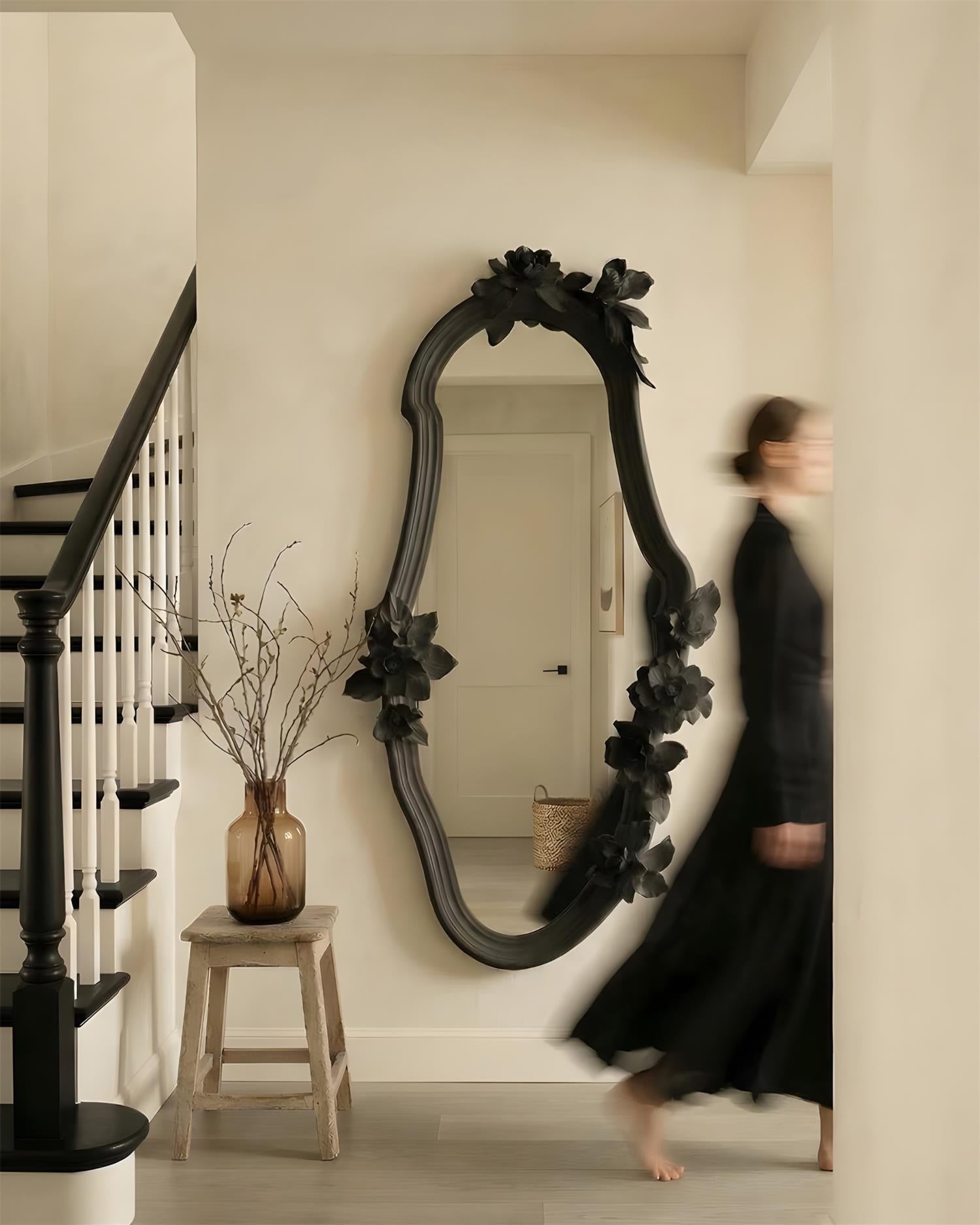 Raven Mirror