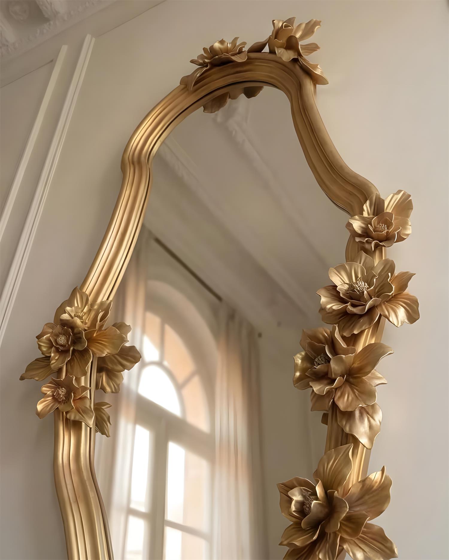Raven Mirror