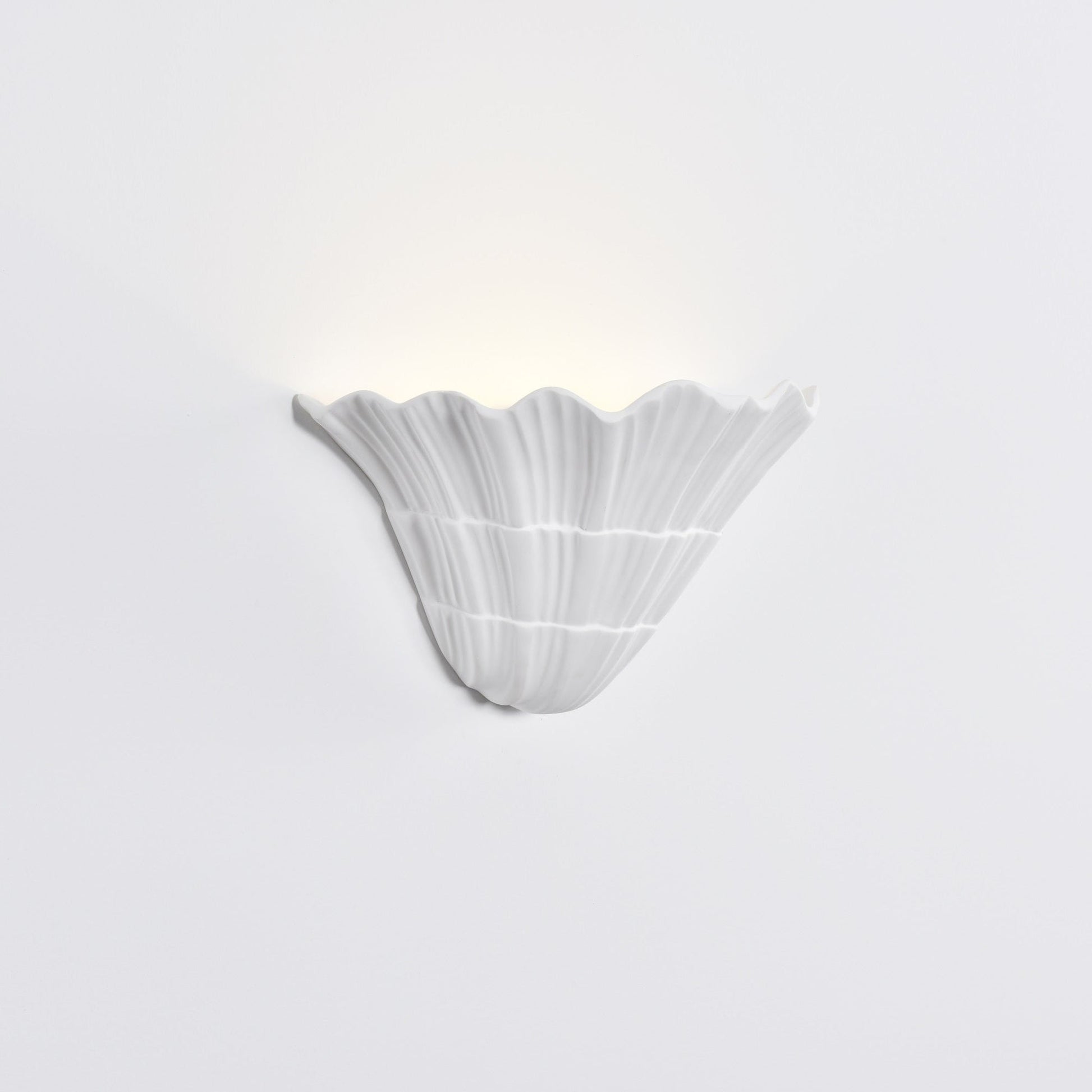 Lydia Modern Wall Light-Neutral Decor