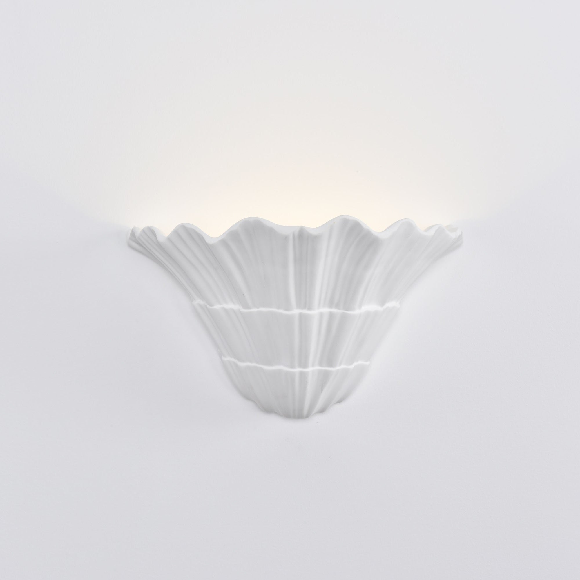 Lydia Modern Wall Light-Neutral Decor
