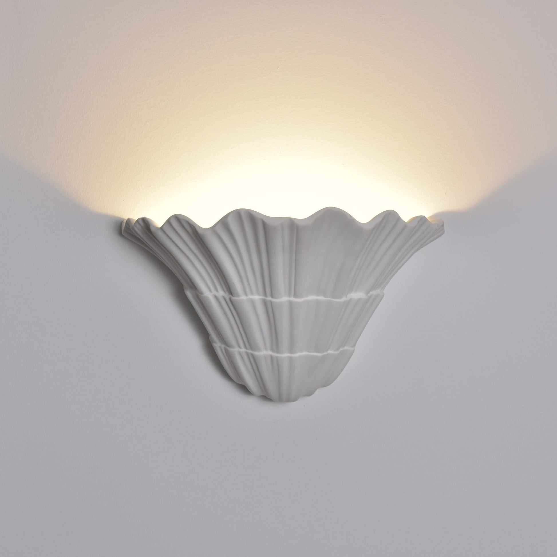 Lydia Modern Wall Light-Neutral Decor
