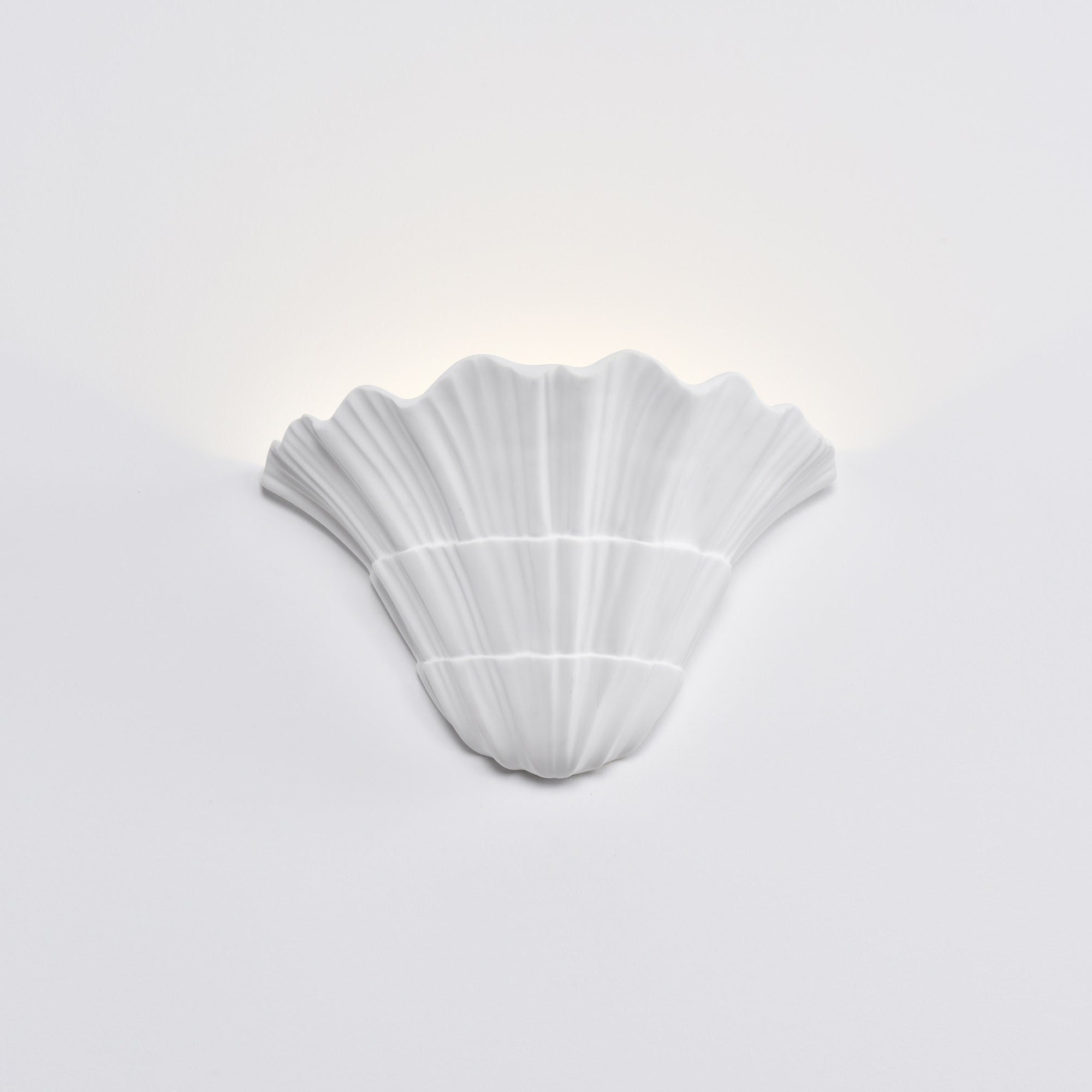 Lydia Modern Wall Light-Neutral Decor