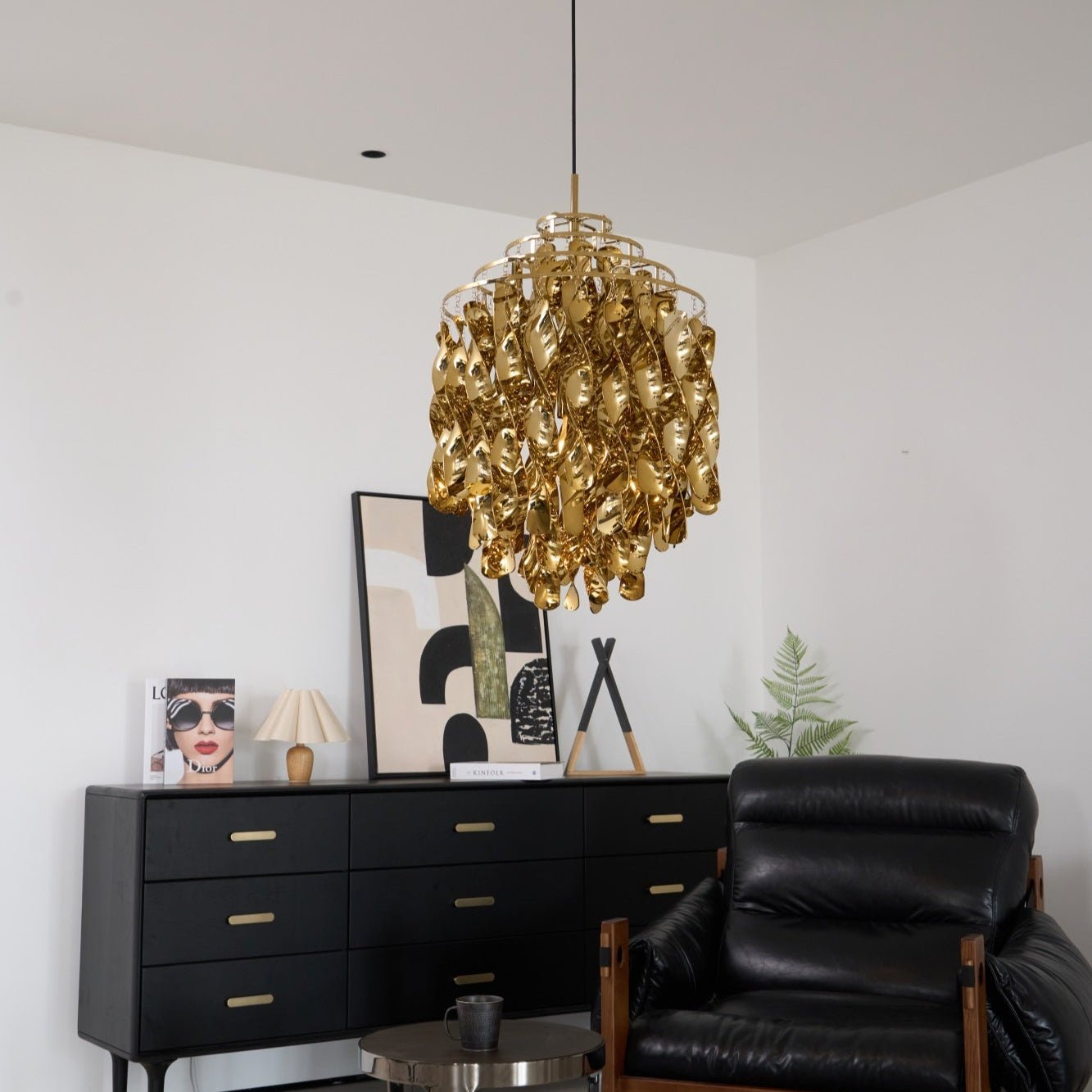 Isoran Luxe Acrylic Chandelier-Neutral Decor