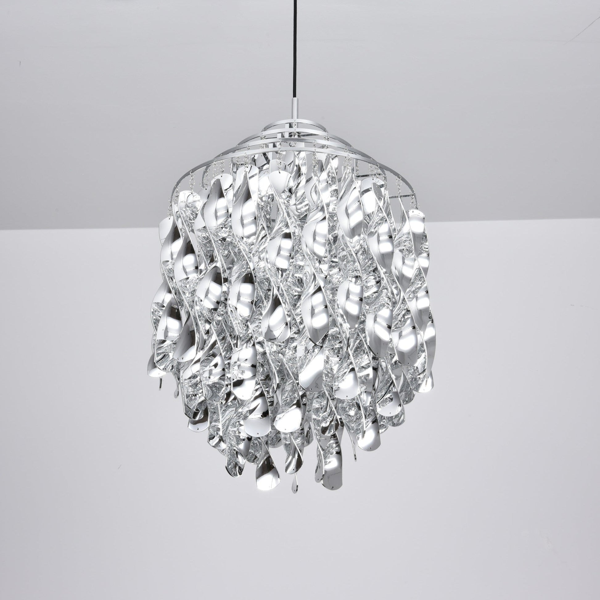 Isoran Luxe Acrylic Chandelier-Neutral Decor