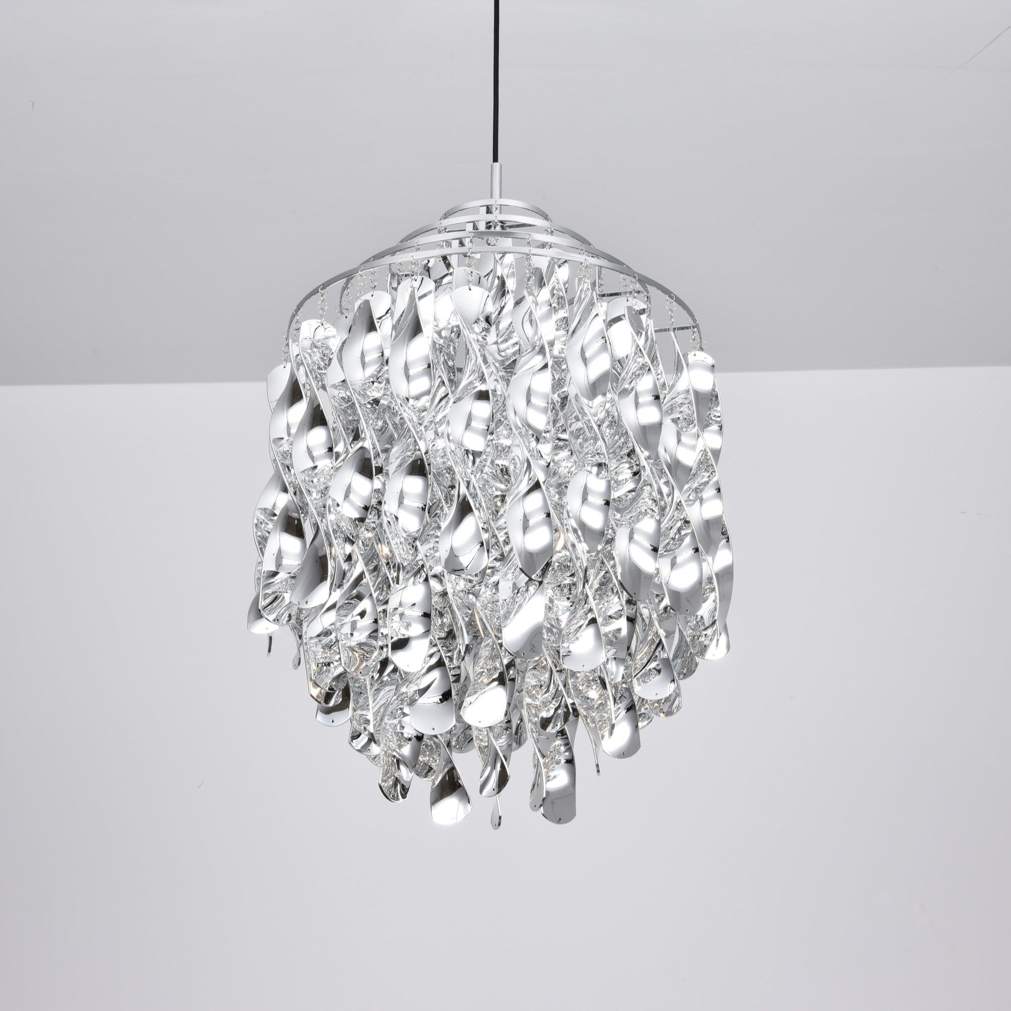 Isoran Luxe Acrylic Chandelier-Neutral Decor