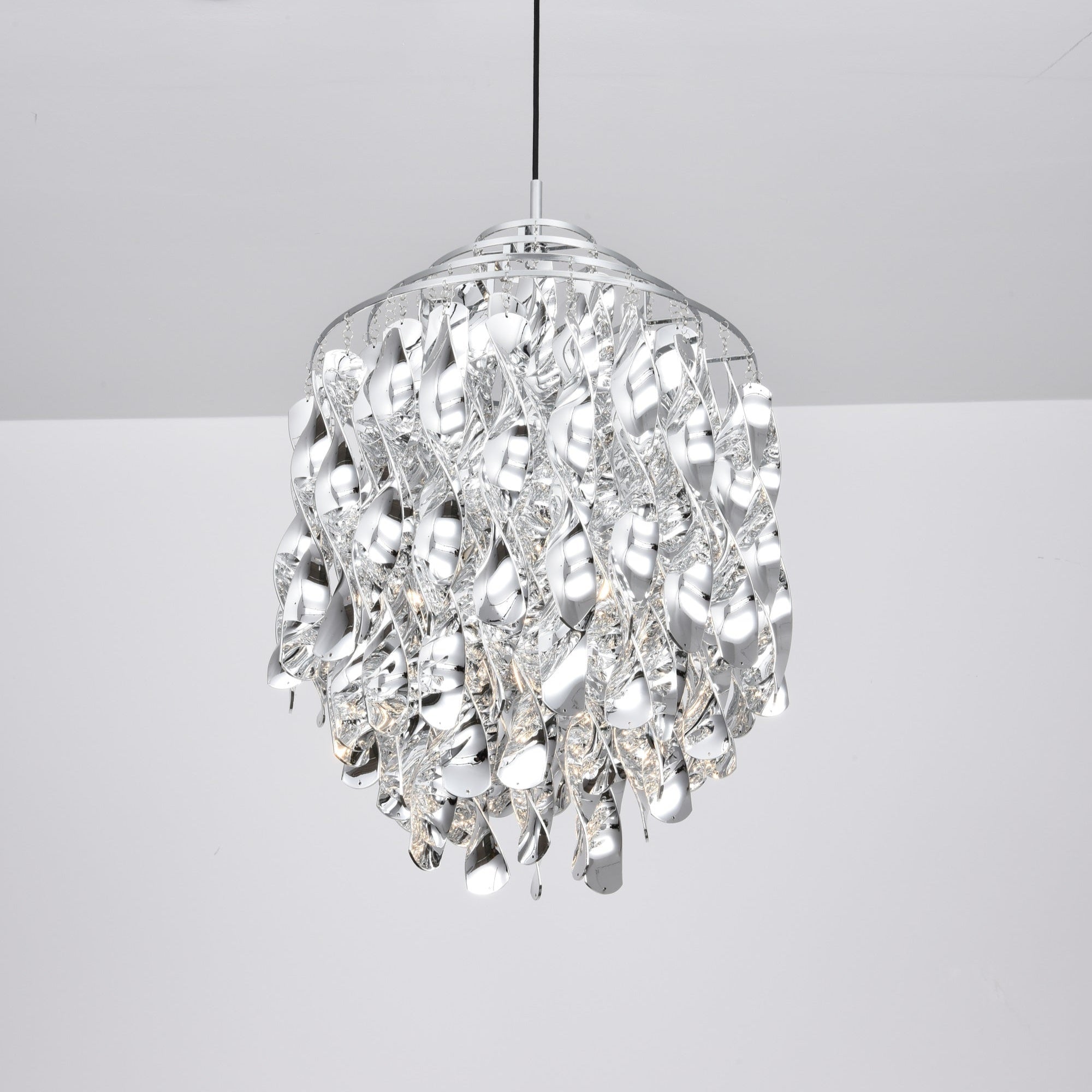 Isoran Luxe Acrylic Chandelier-Neutral Decor