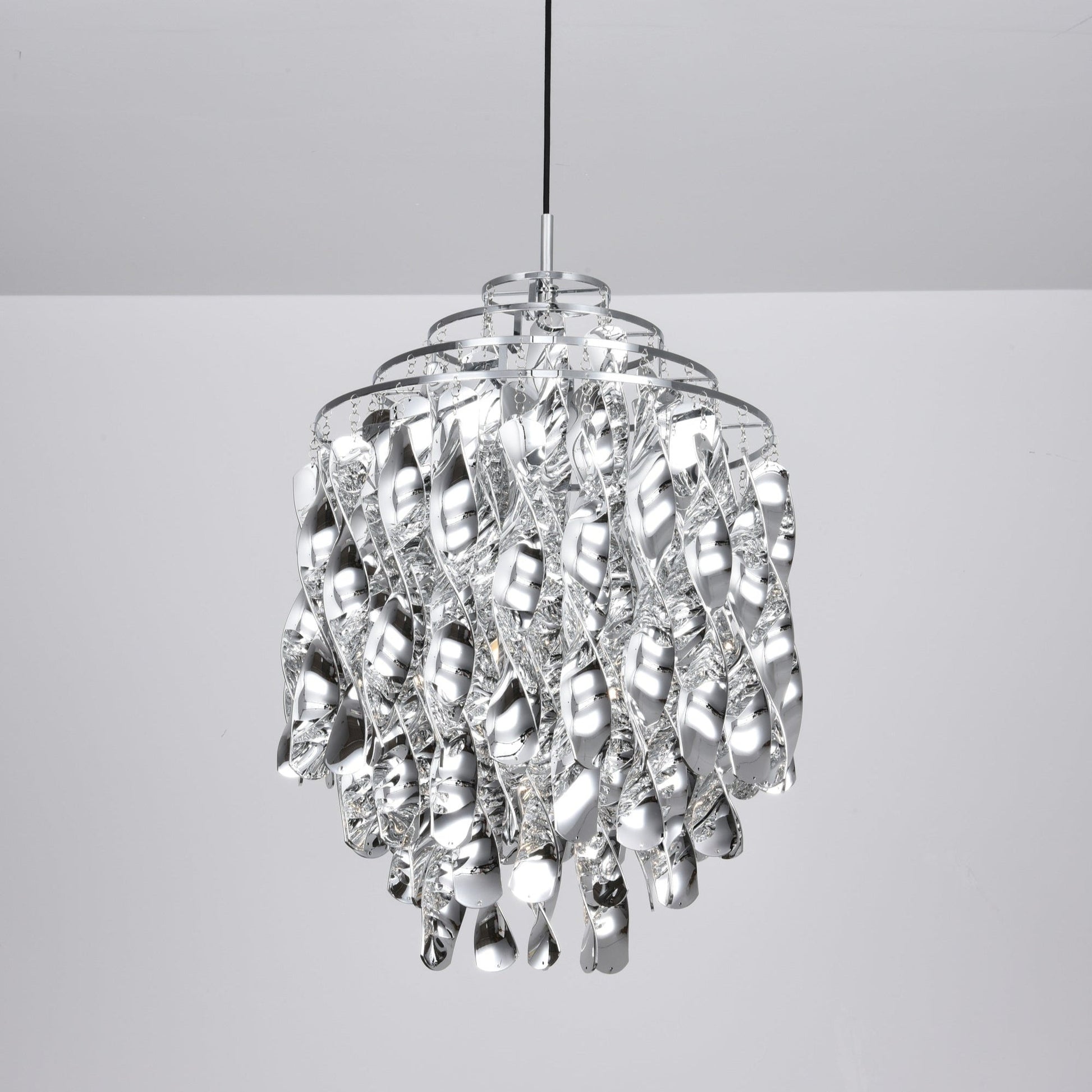 Isoran Luxe Acrylic Chandelier-Neutral Decor
