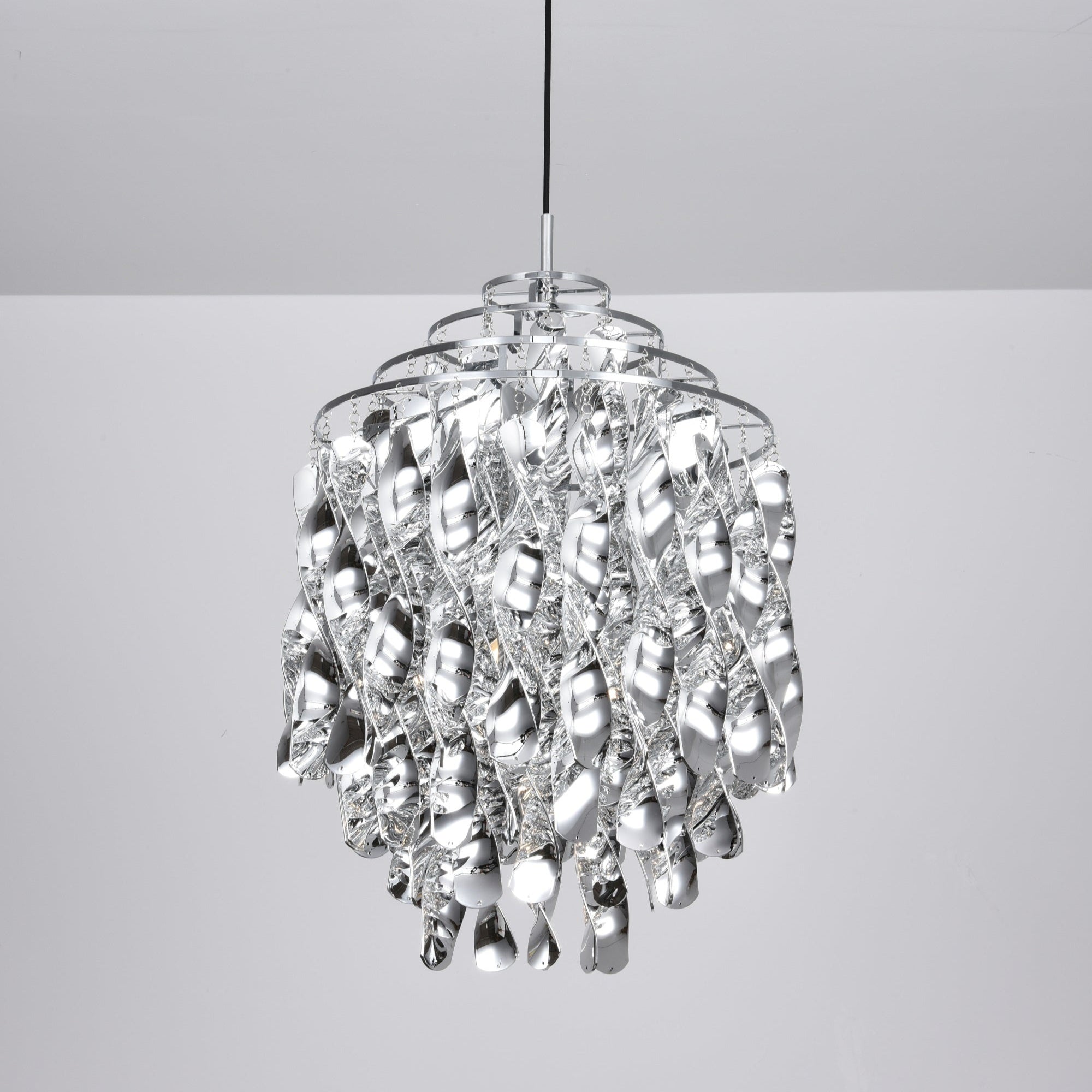 Isoran Luxe Acrylic Chandelier-Neutral Decor