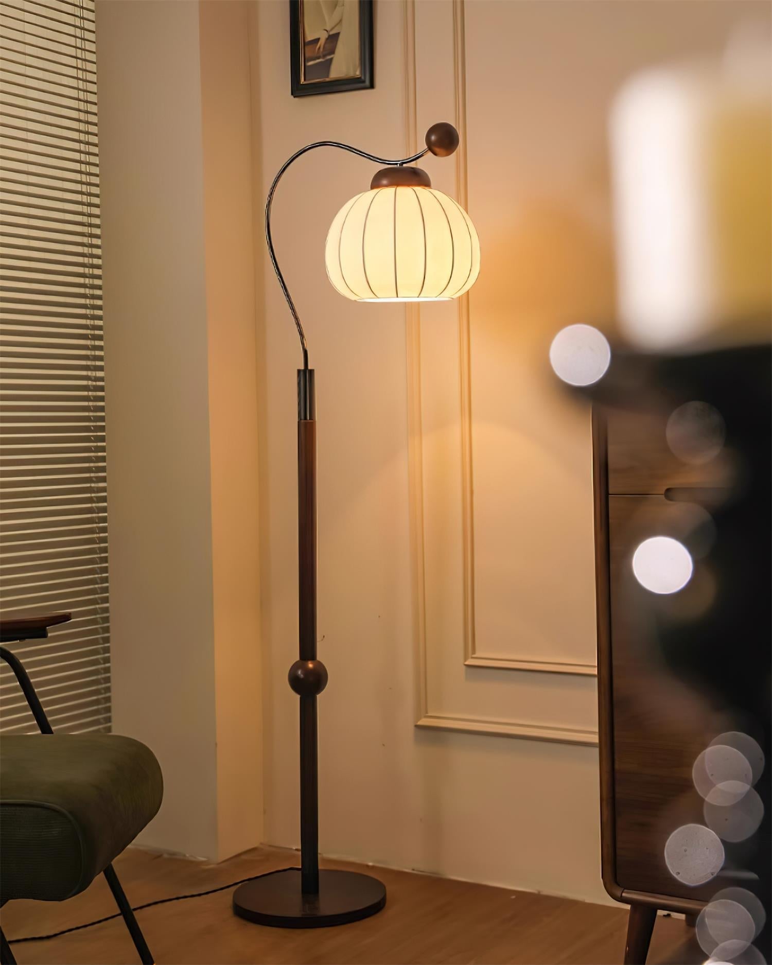 Maria Floor Lamp