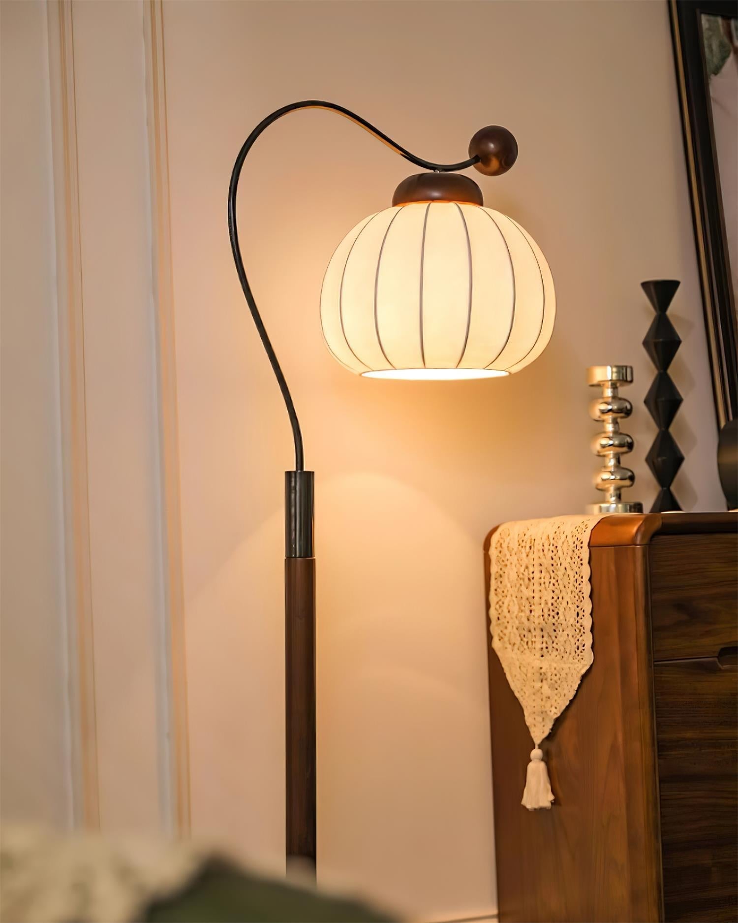 Maria Floor Lamp