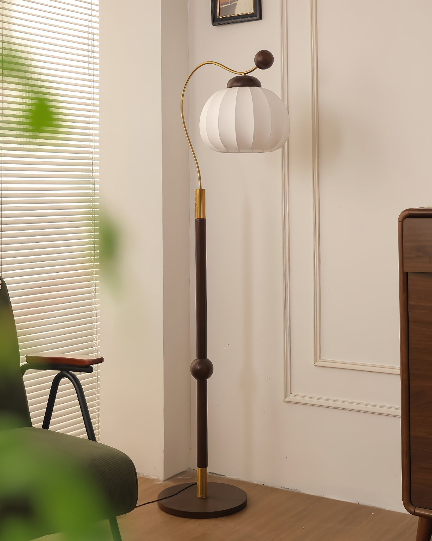 Maria Floor Lamp