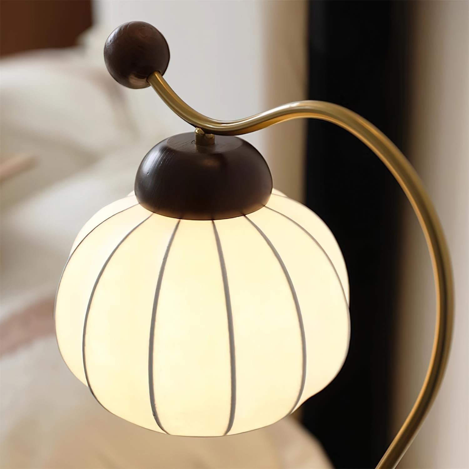 Irisius Table Lamp
