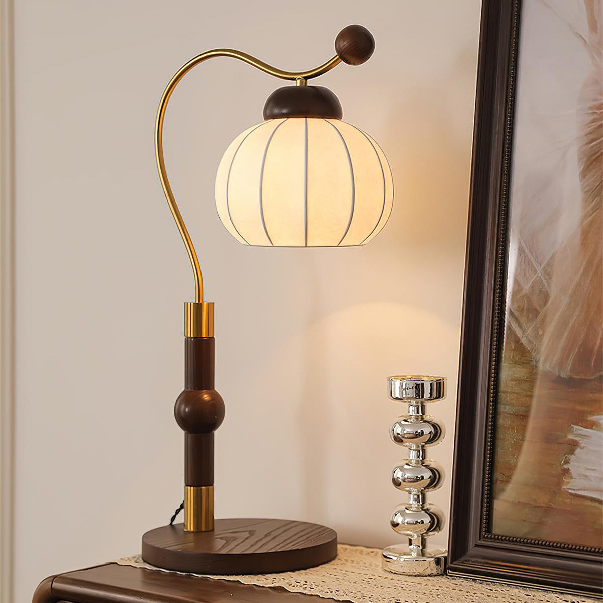 Irisius Table Lamp