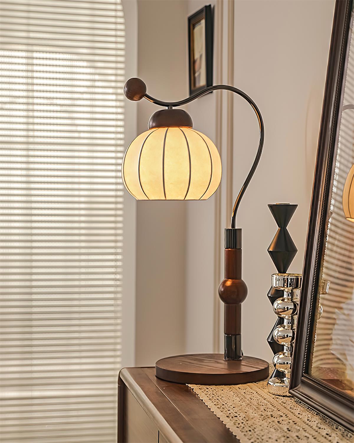 Irisius Table Lamp