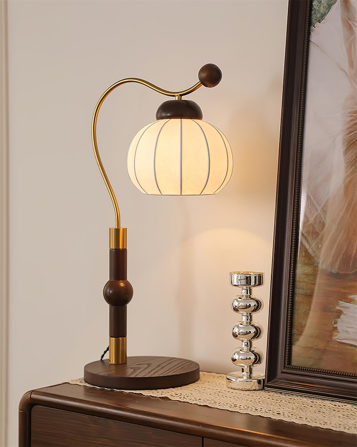 Irisius Table Lamp