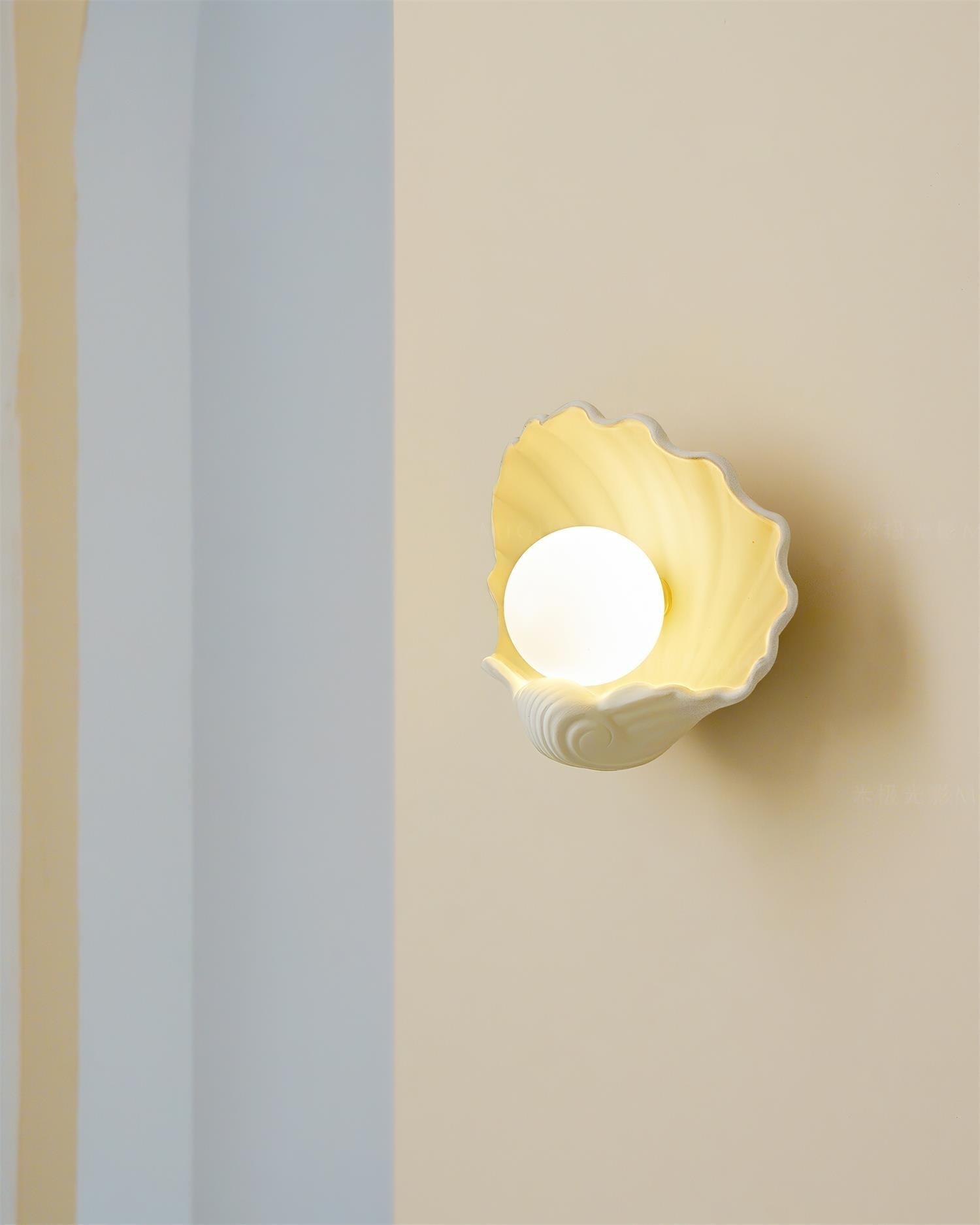 Pearlia Wall Lamp