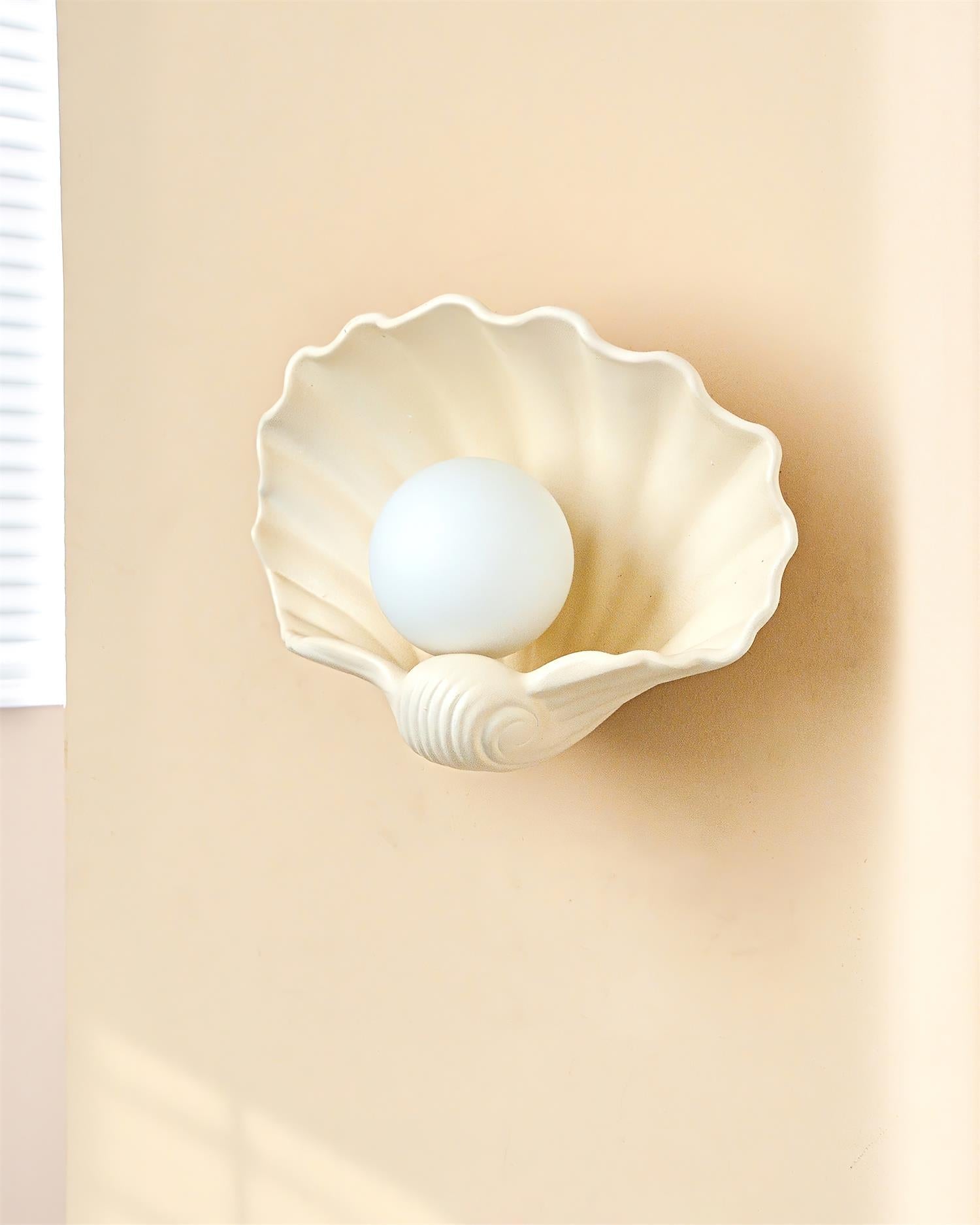Pearlia Wall Lamp